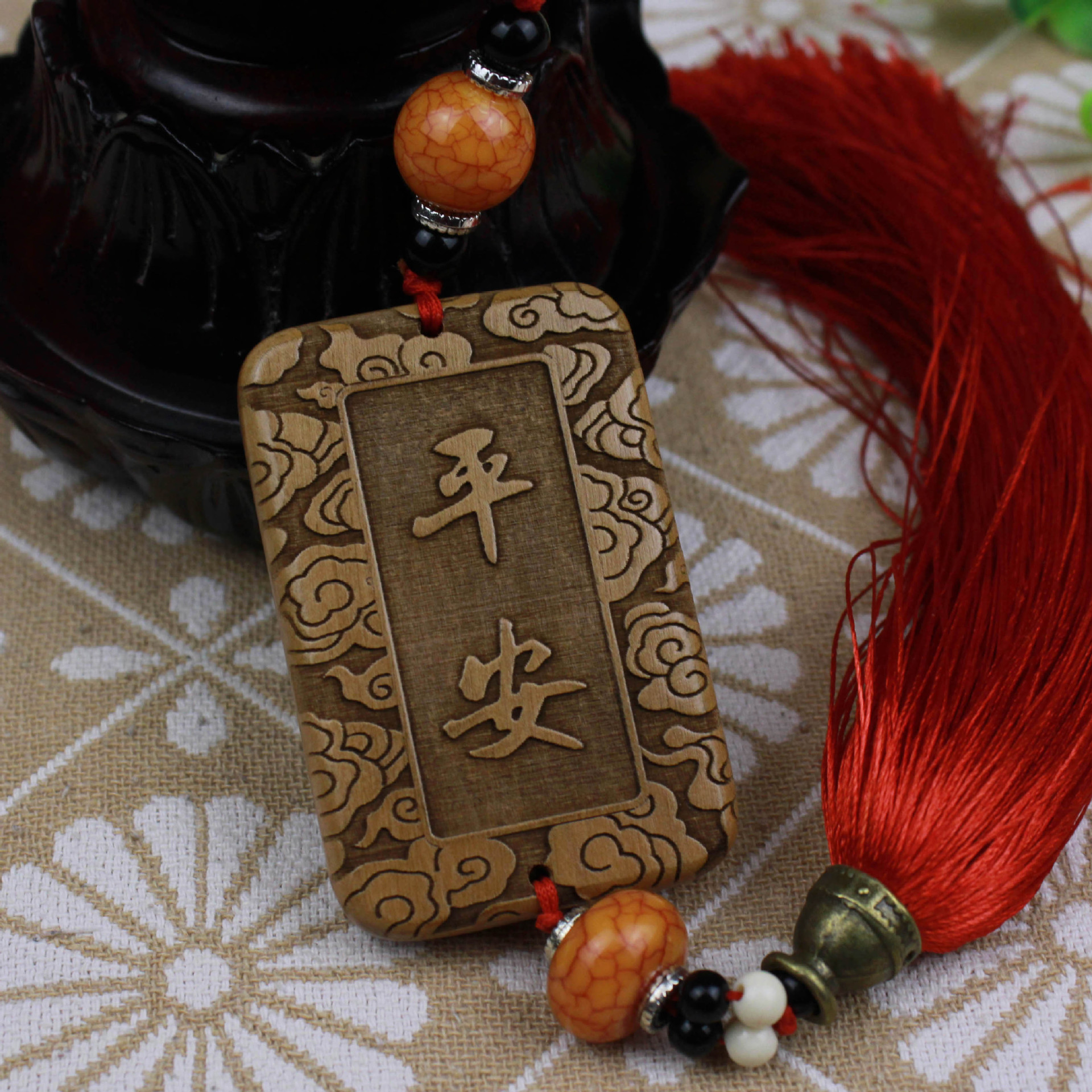 桃木雕刻平安车饰