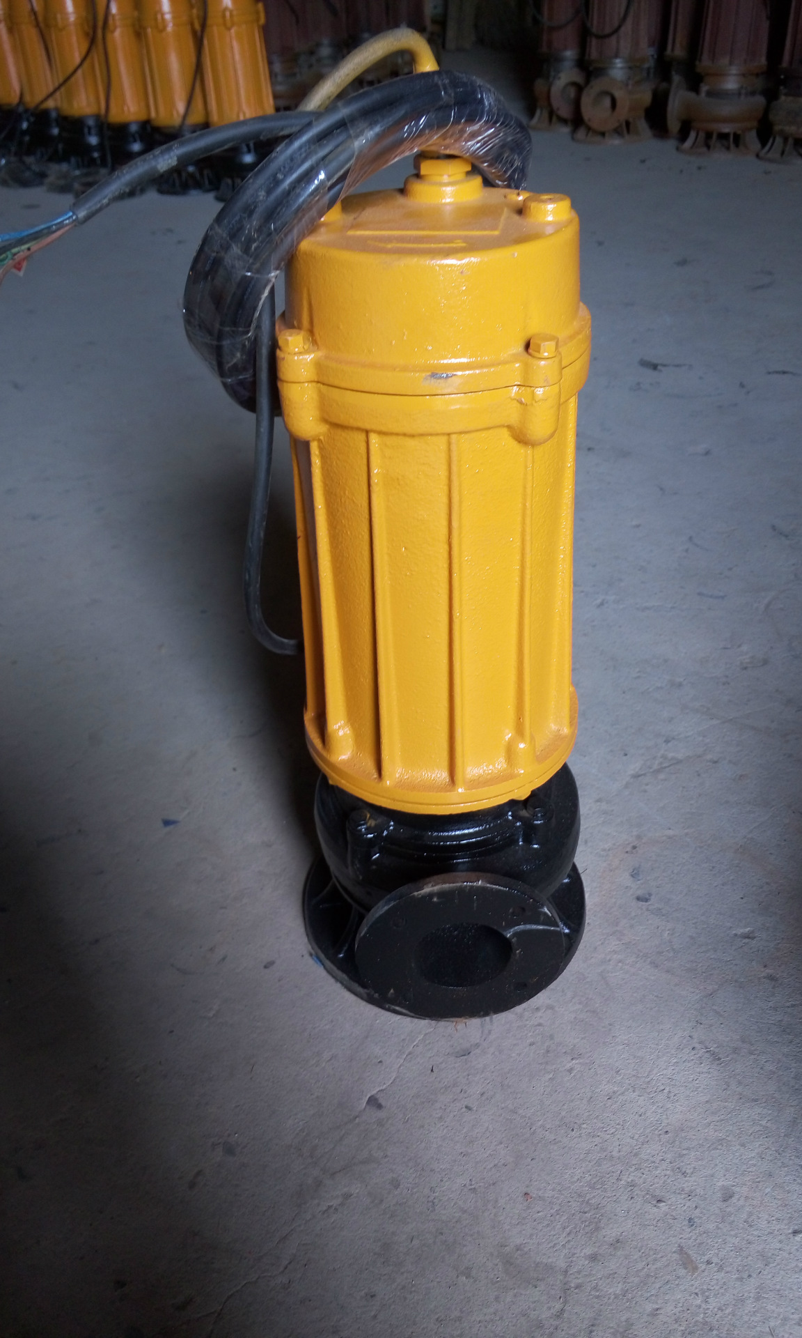 厂家直销单三相污水污物无堵塞城建市政工矿生活废水排放潜水电泵