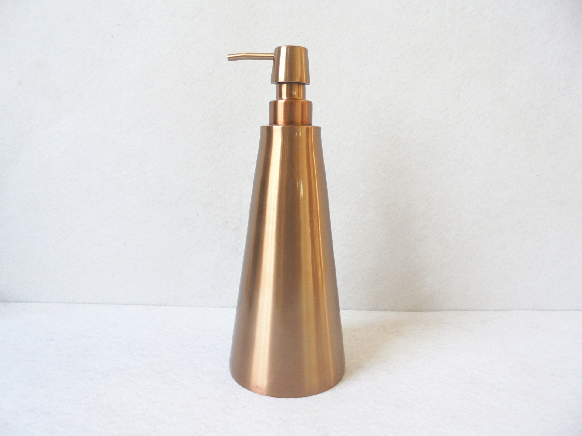 304不锈钢洗手液瓶子大容量锥形可定制logo按压台式手动给皂液器