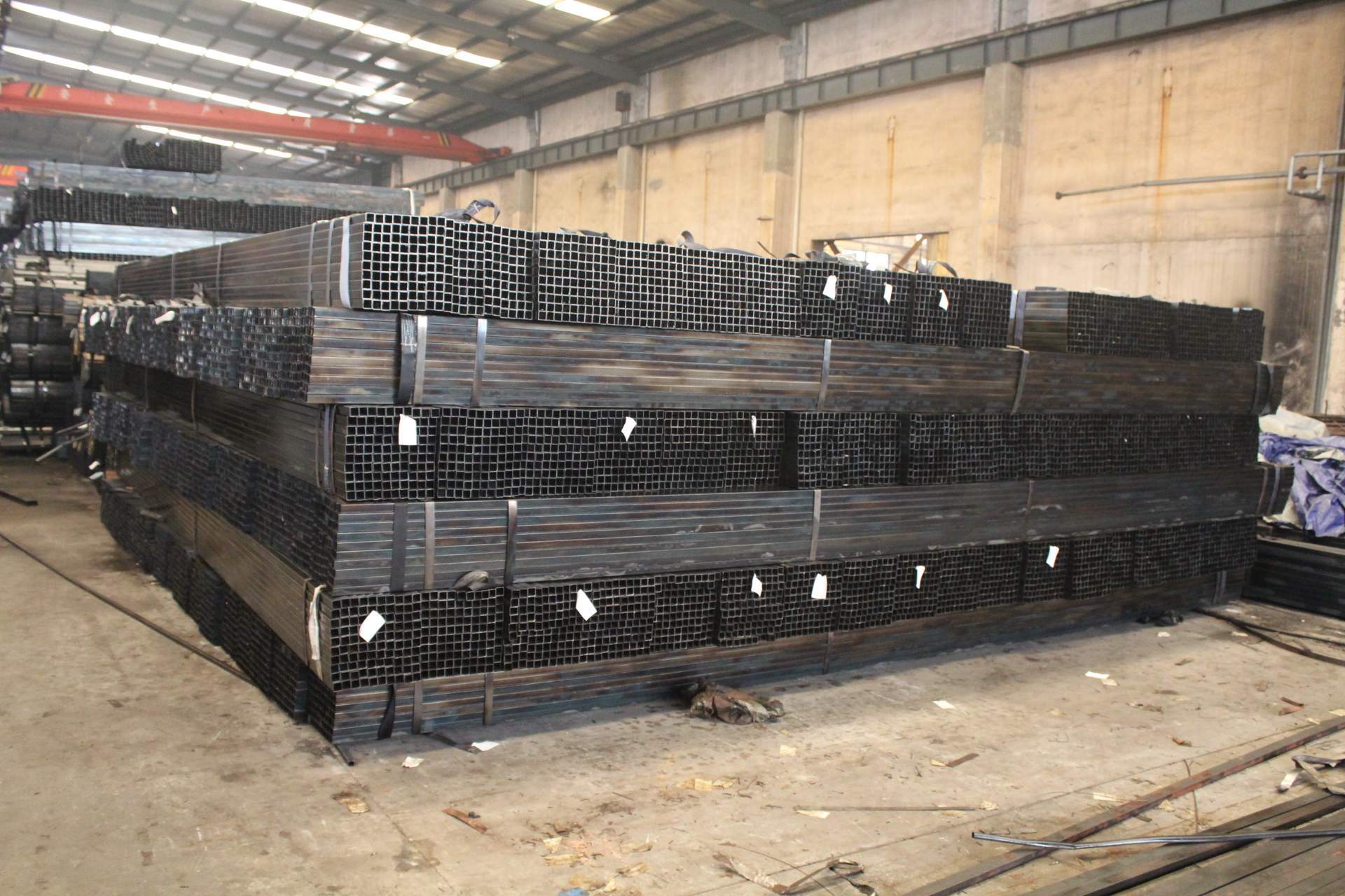 计重方式过磅仓库宝铁库钢厂华贸钢管有限公司材质q195品名直缝焊管