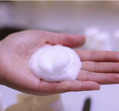 氨基酸洁面泡沫 洁面摩丝 深层清洁不紧绷 日本味之素 oem贴牌