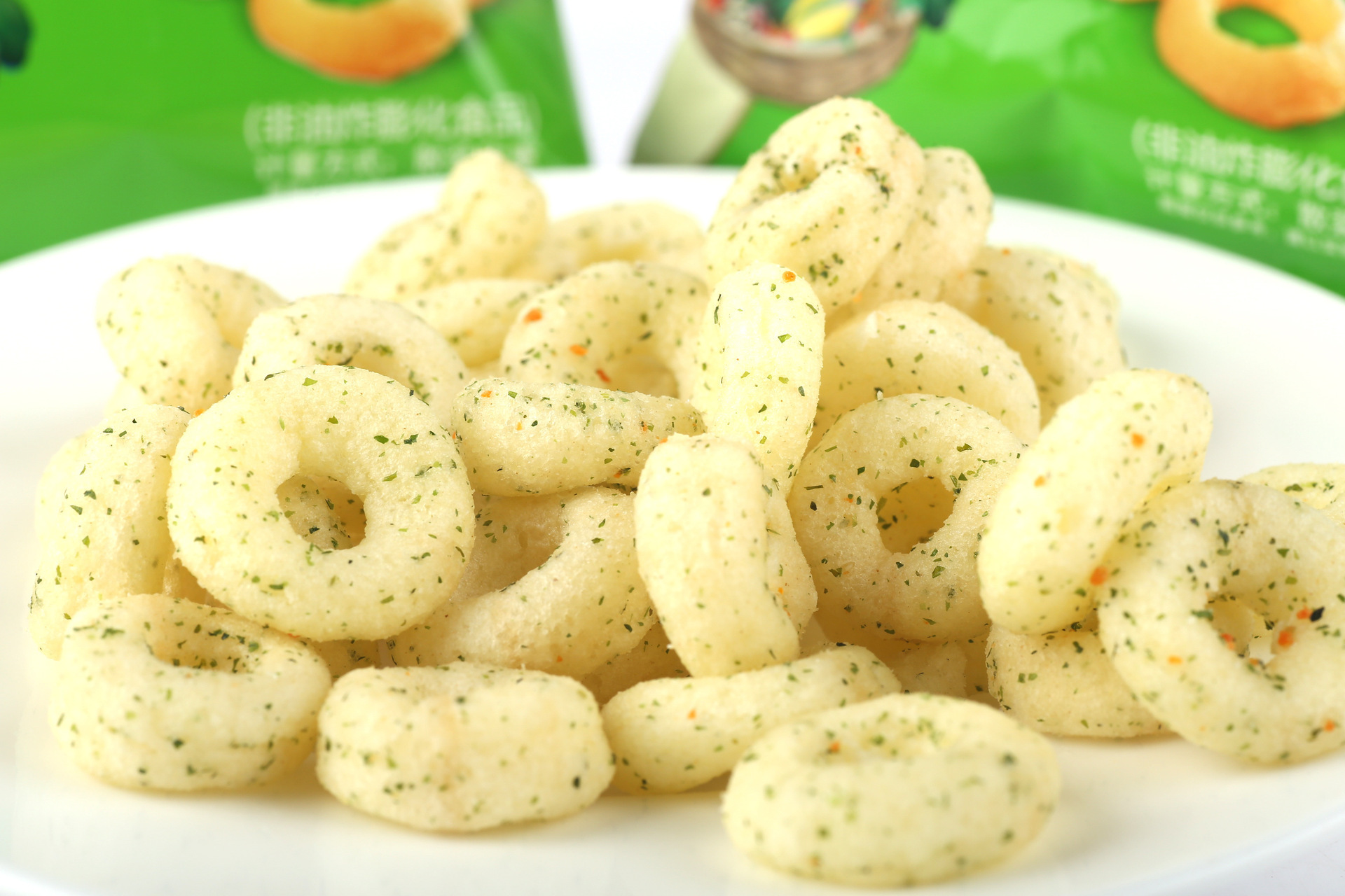 批发供应冠荣蔬菜圈膨化食品番茄圈独立小包165斤箱xw