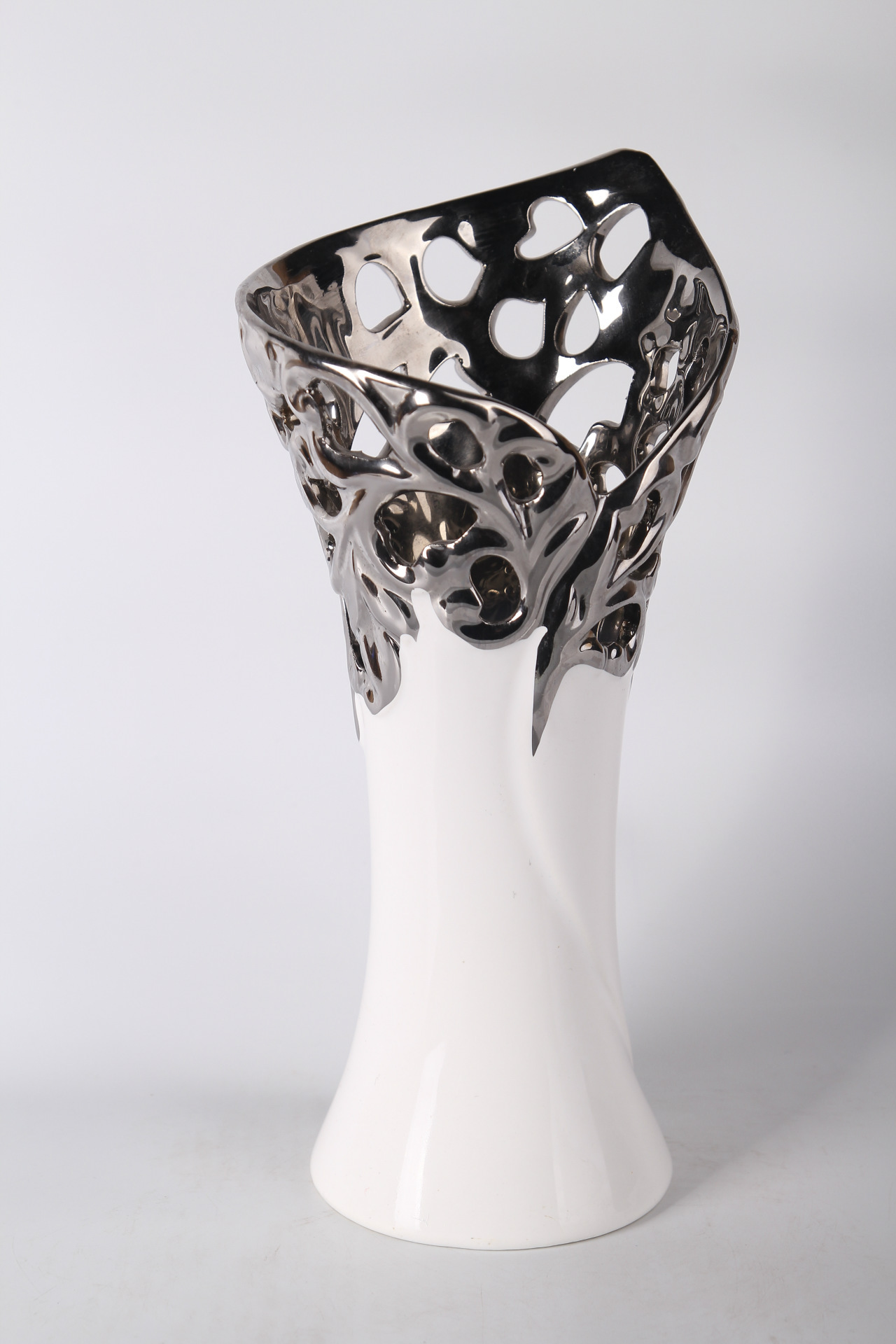 西式风格 gl4449                          名称:镂空电镀陶瓷花瓶