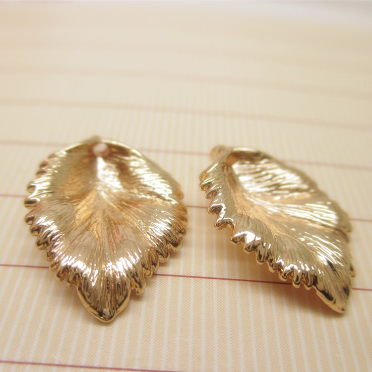 diy饰品配件耳环材料批发 花边百合花形花托吊坠 12*17mm