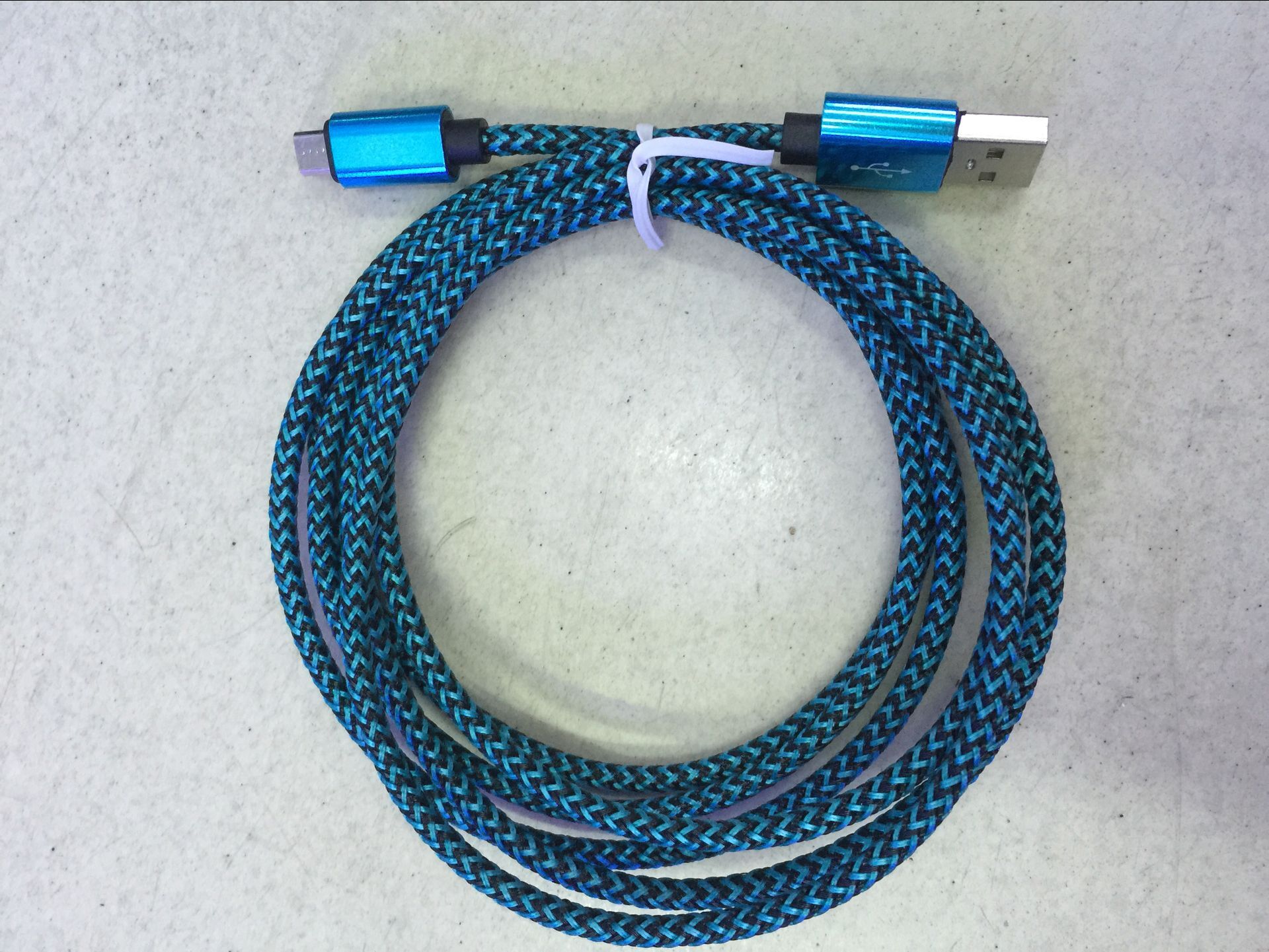 现货供智能机编织数据线micro usb