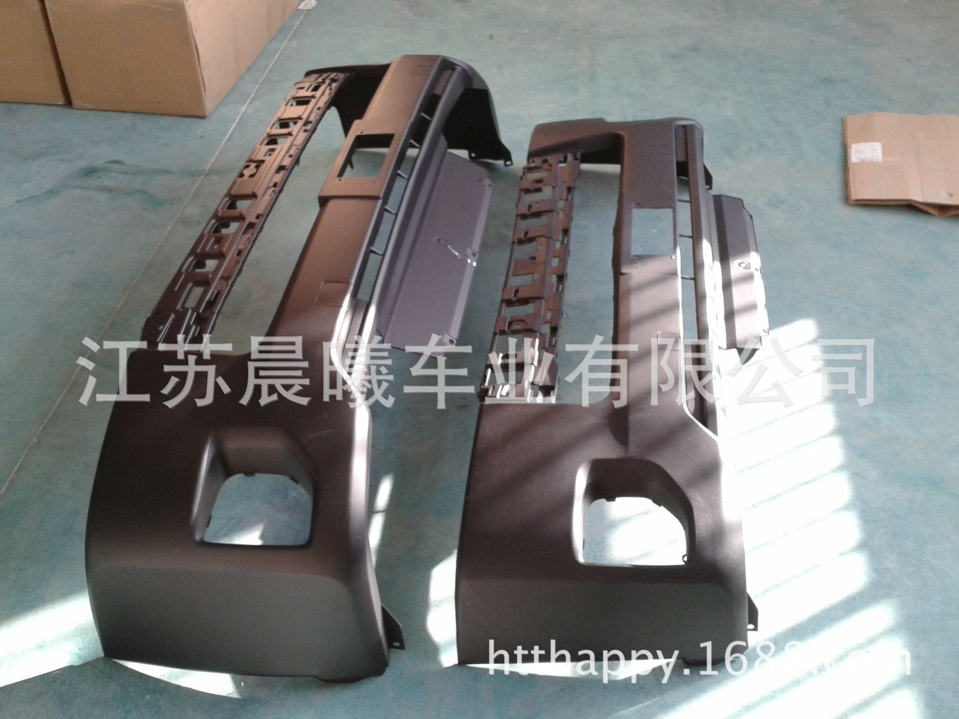 hiace'14front bumper 宽体BROA 海狮