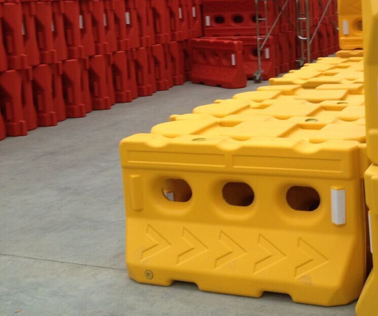 三孔水马 隔离墩 防撞桶塑料水马 围栏水马市政围档交通设施6.2kg