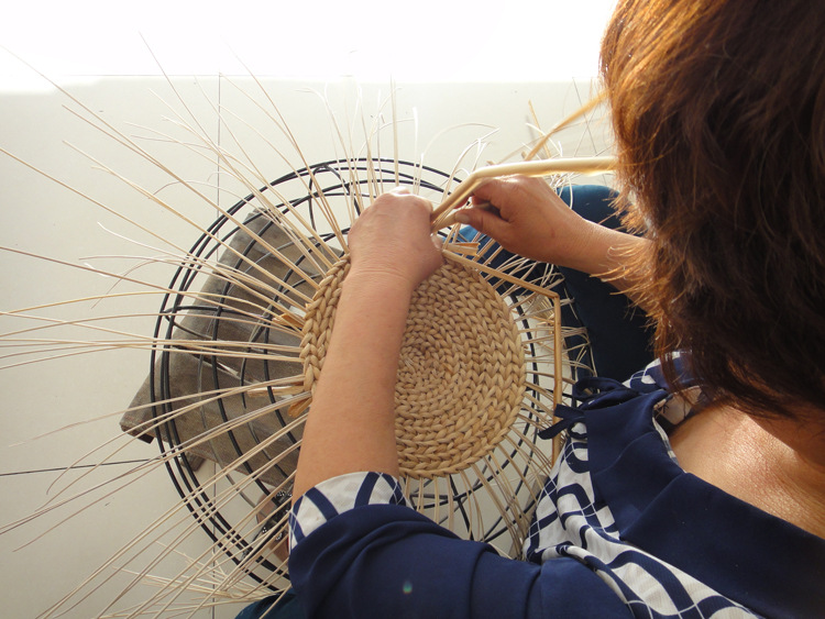 纯手工编织蒲草芭蕉叶飘窗坐墩 榻榻米日韩圆形蒲团 加厚坐垫矮凳