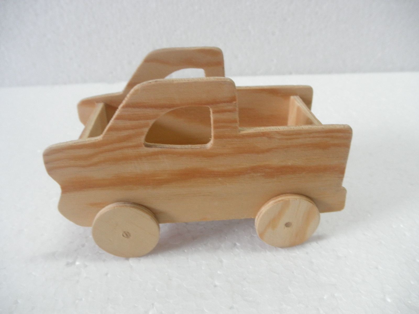 厂家直销 小汽车模型 木质小汽车模型 儿童玩具车 益智玩具