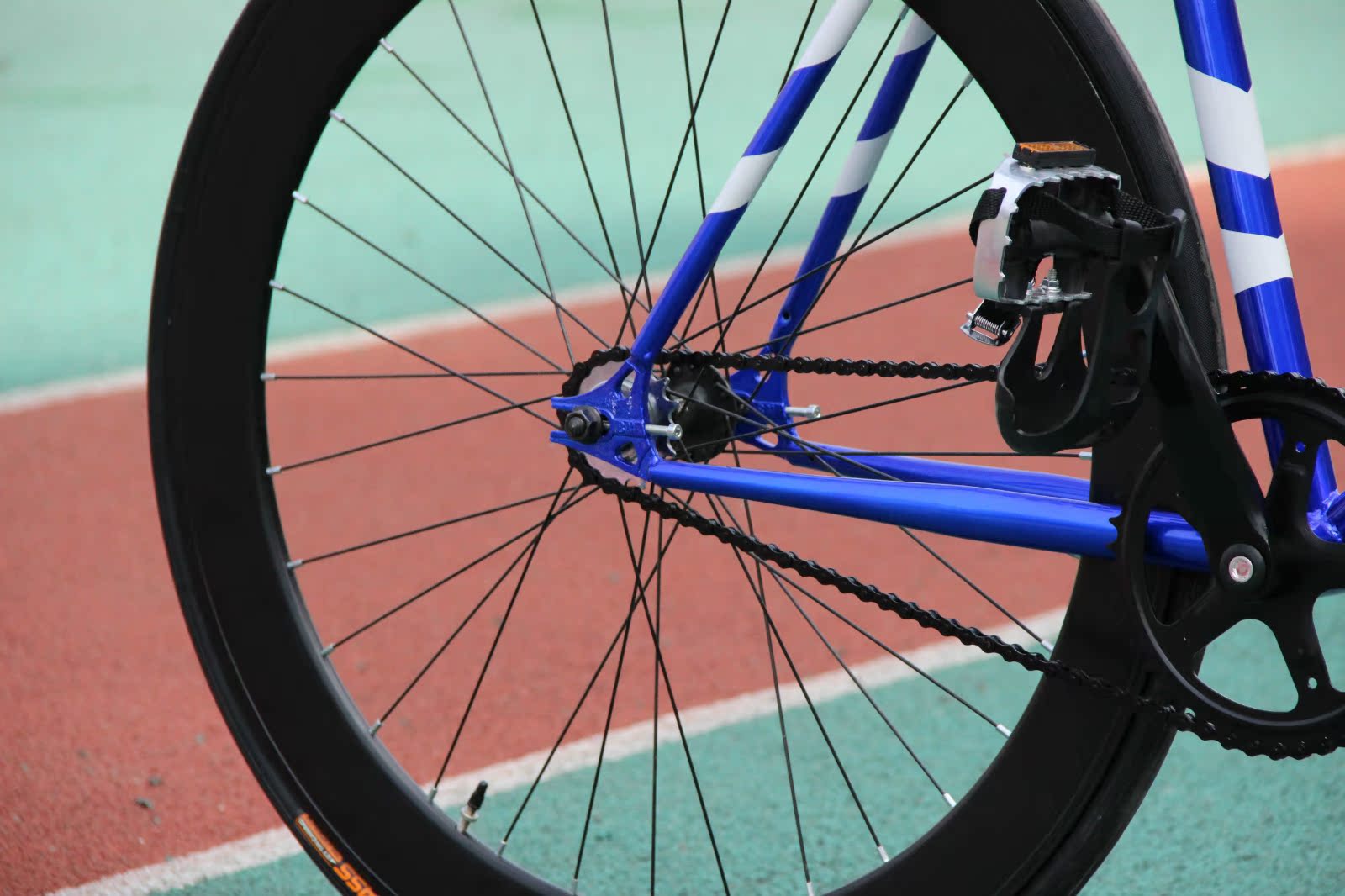 ieei 2016新款死飞自行车 一体轮复古死飞镁合金三刀竞速死飞单车