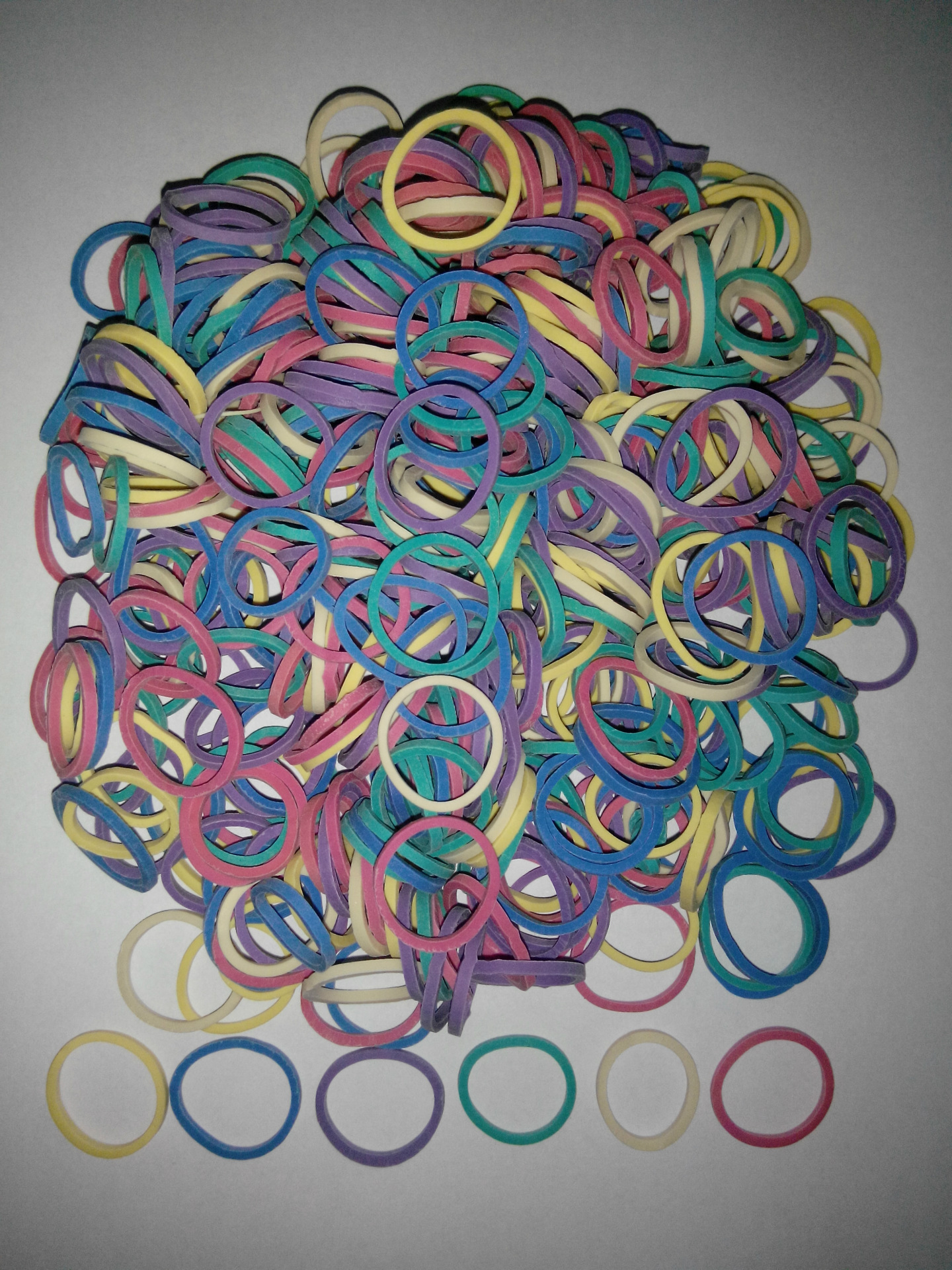 厂家直销06彩色橡胶制品 直径16mm彩色橡胶圈 橡皮筋 .