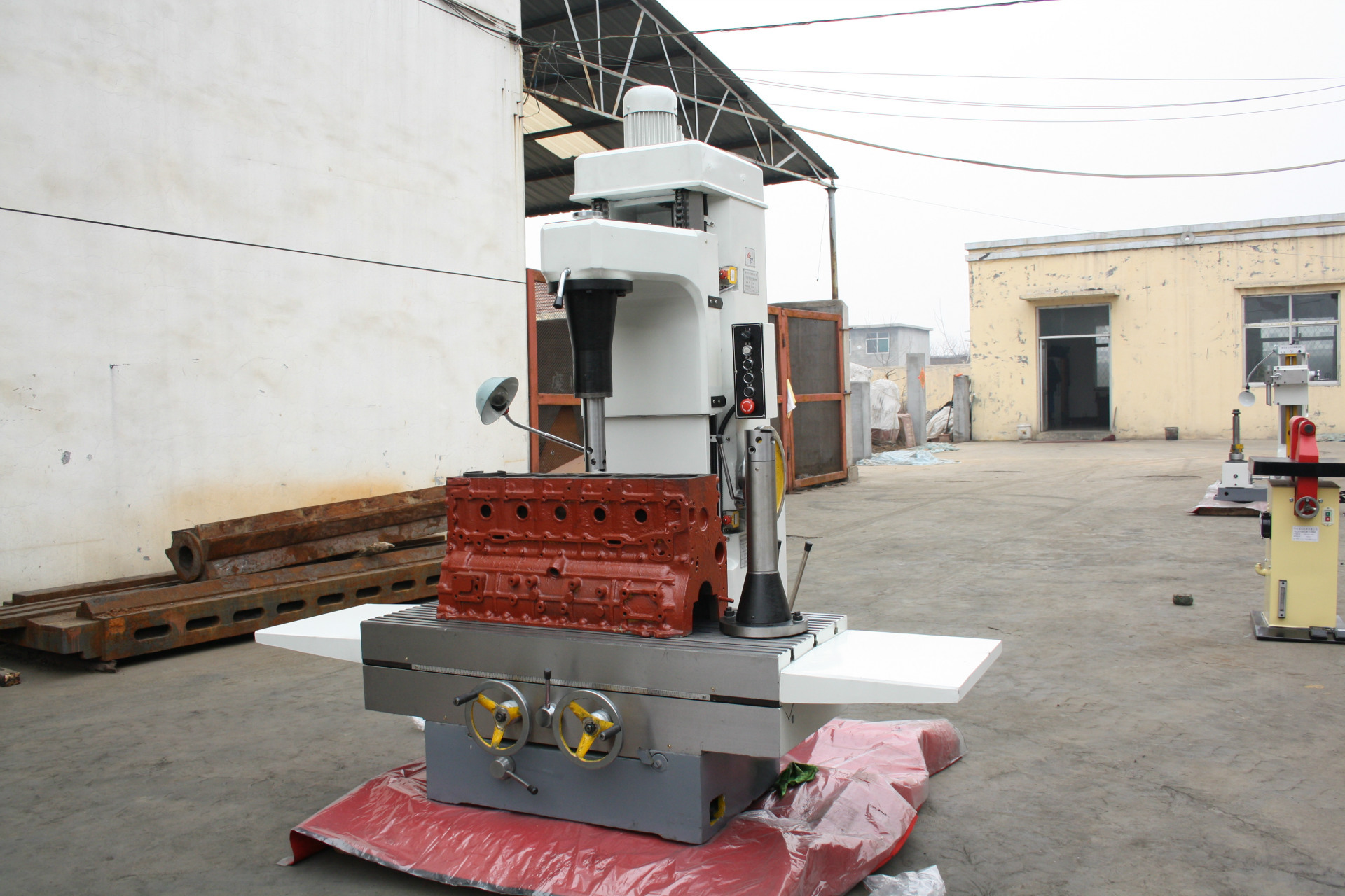 小型立式汽车镗缸机 t8018a/b/c型电动多功能调速金属镗缸机