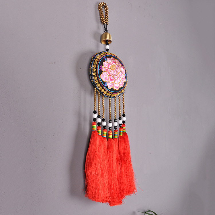 首页 工艺品 民间工艺 刺绣工艺品 >云南特色民族刺绣工艺品 民族风