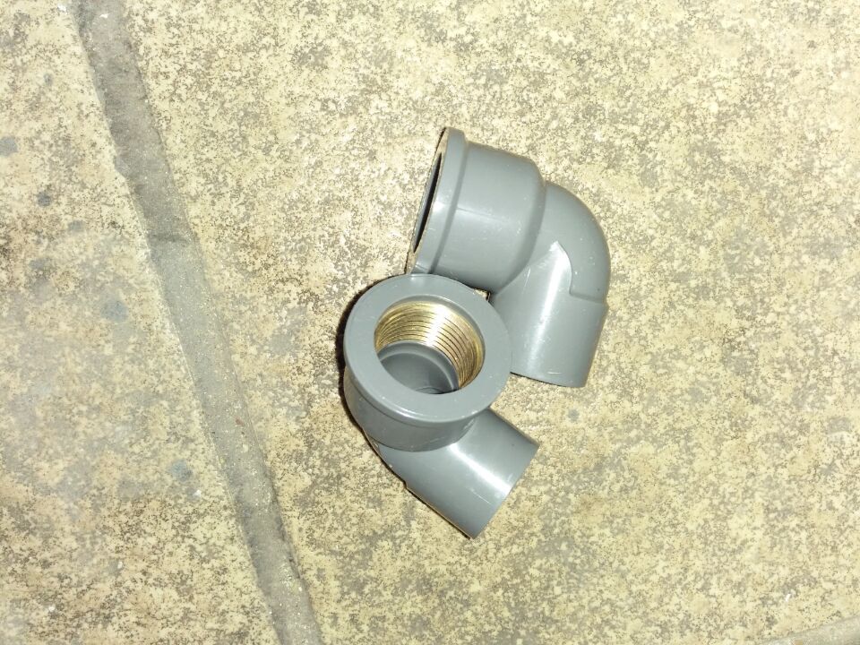 upvc铜牙弯头 国标pvc-u给水管件 铜内牙弯头 内丝弯头25mm*1/2