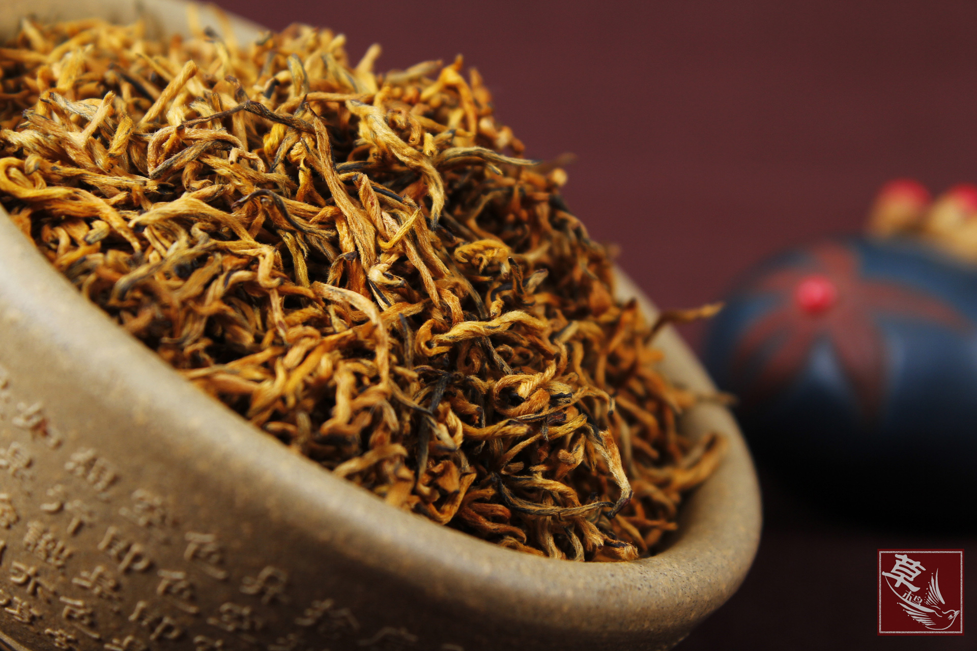 2015新茶黄芽金骏眉武夷红茶金骏眉特价春茶500g散装黄芽散装茶叶