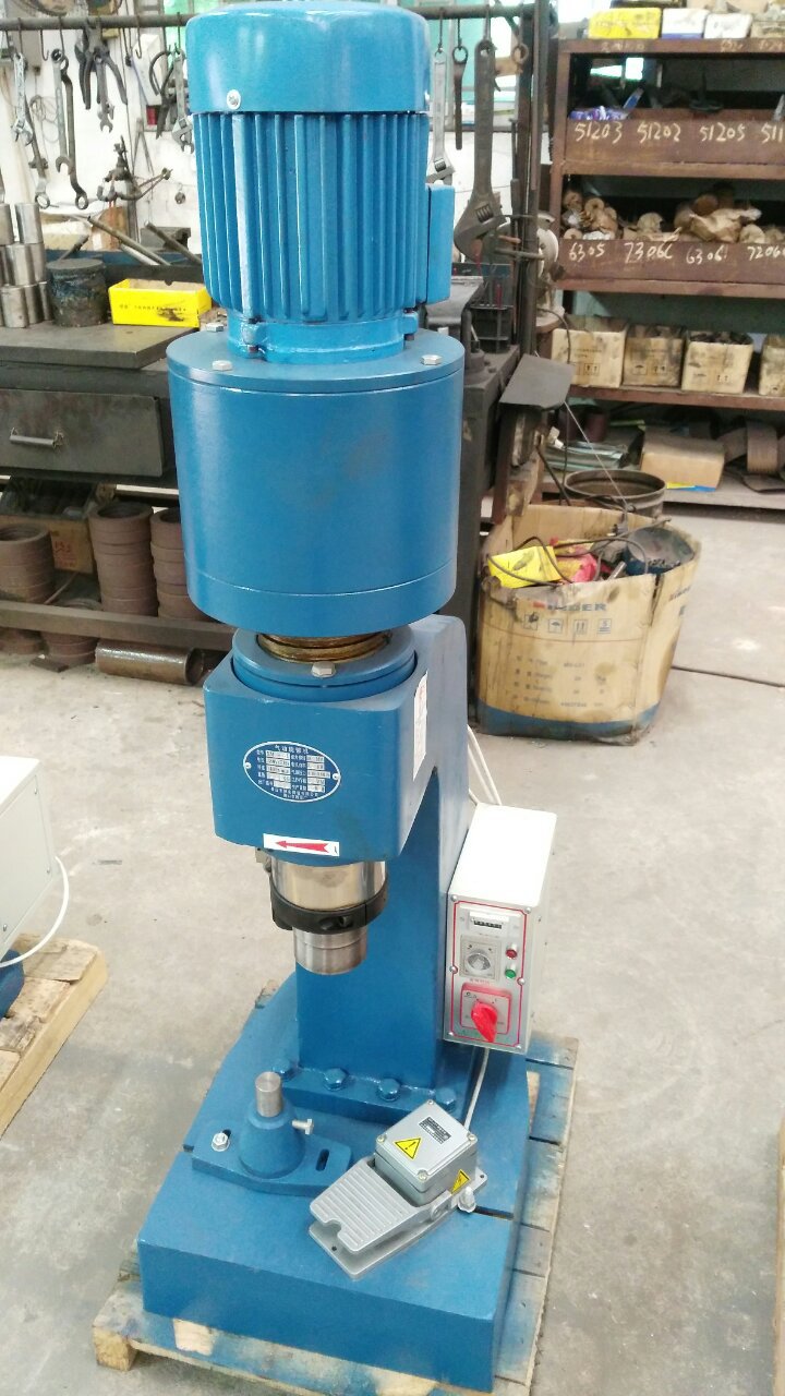 供应厂家直销铆钉机xm10-13l