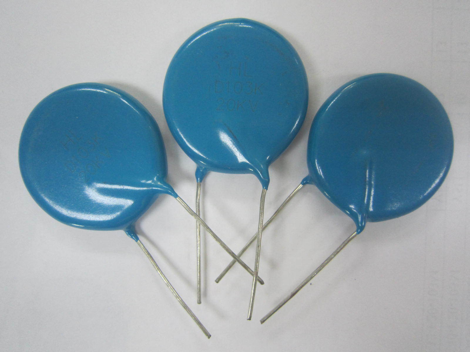 厂家供应陶瓷电容 瓷片电容mzc30kv681高压高频圆片陶瓷电容