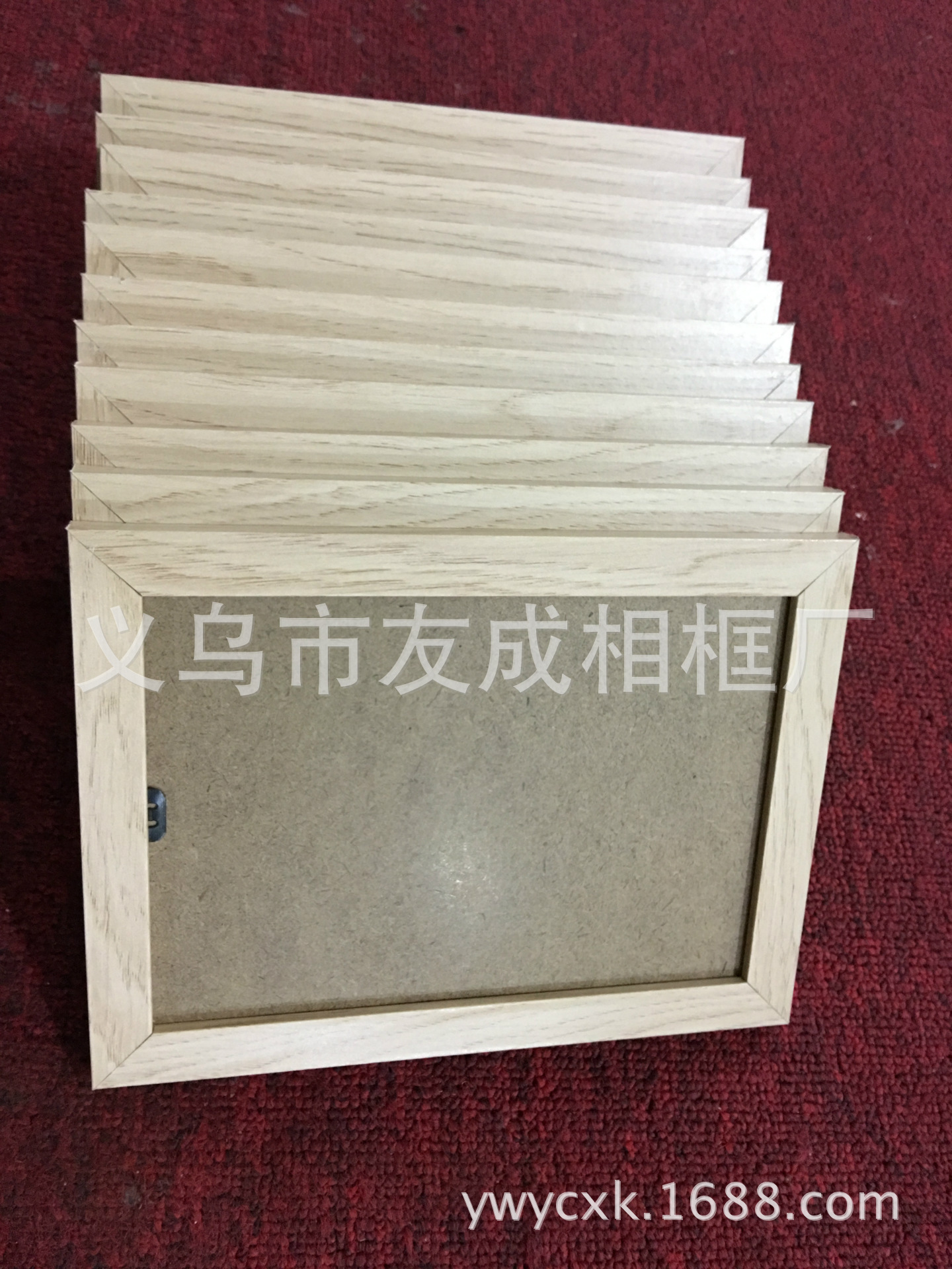 义乌市相框友成相框厂专制作婚纱影楼九宫格组合相框 密度板相框