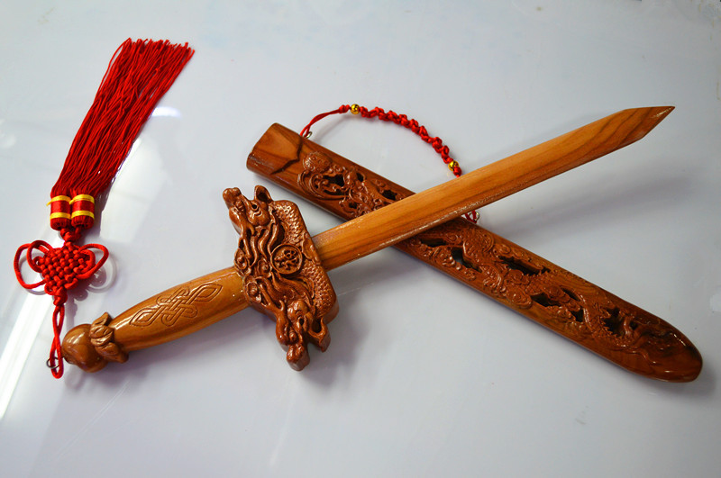 镇宅辟邪桃木剑