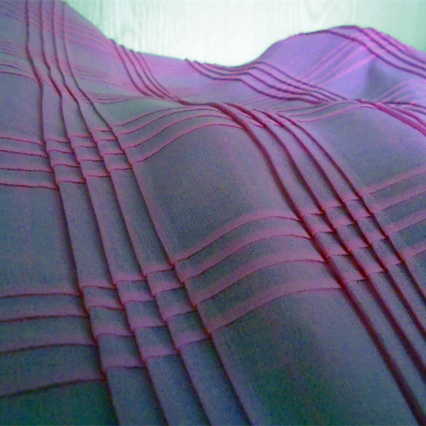 雪纺轻盈纺面料褶皱 横竖条小格子皱加工 成衣衣片 裁片褶皱加工