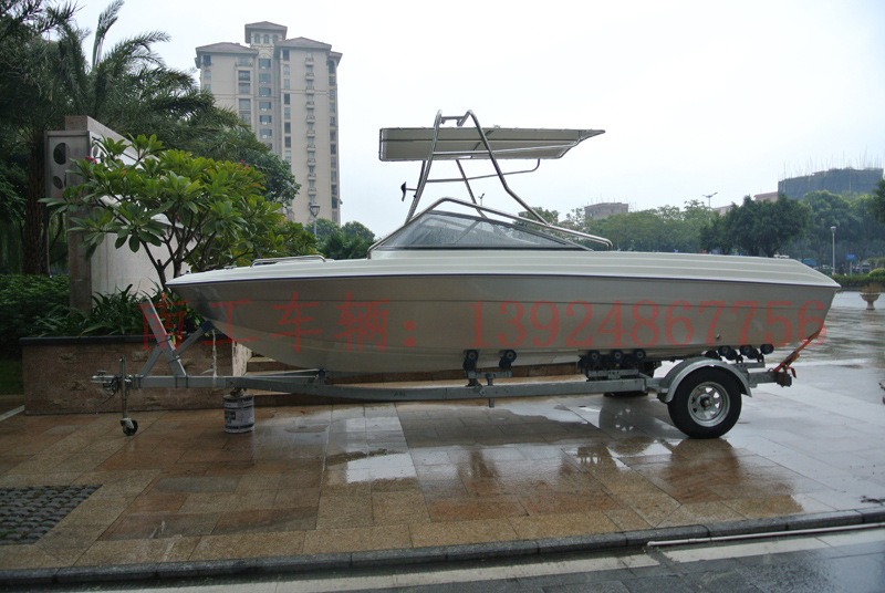 单轴游艇拖车