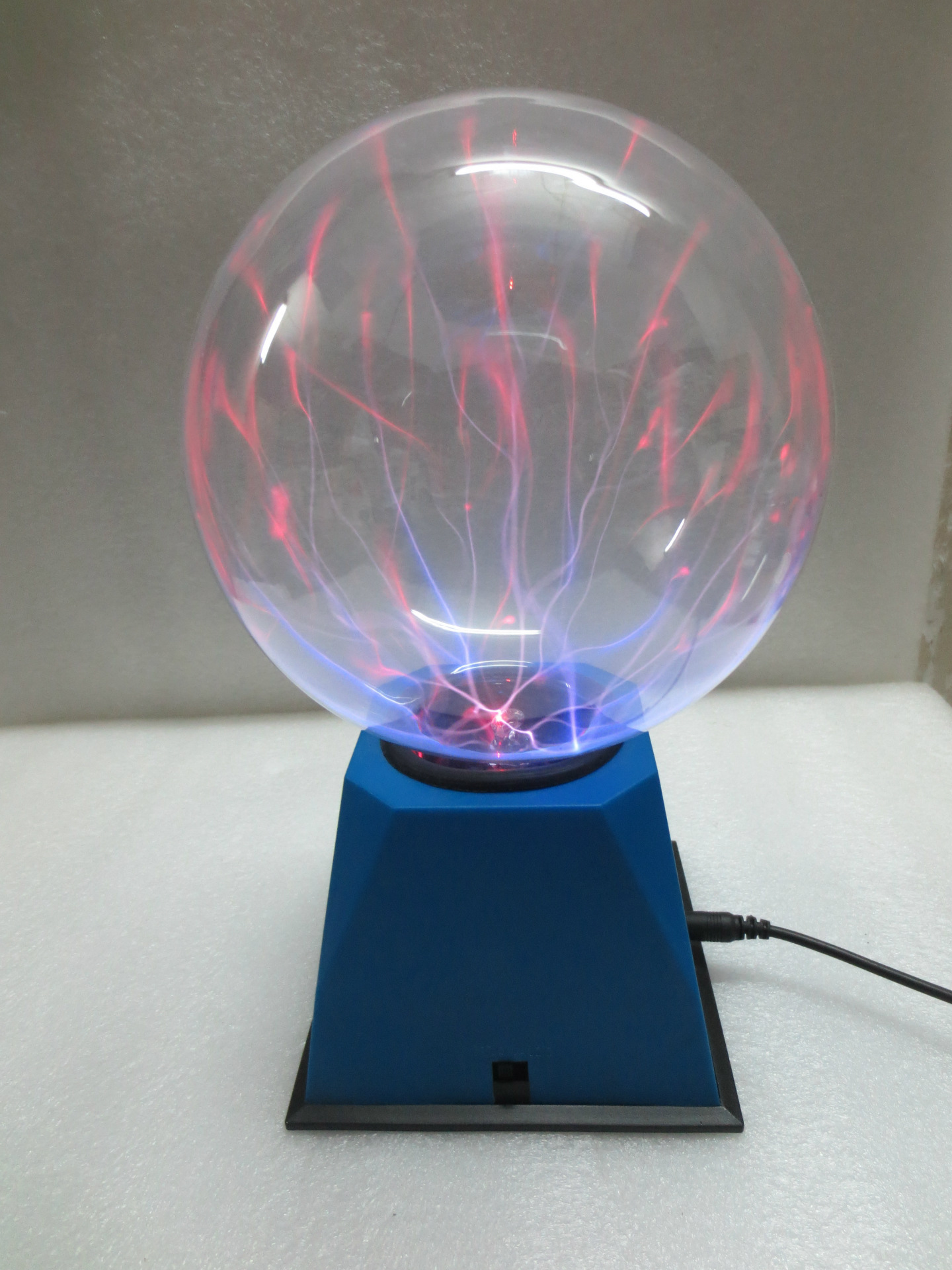0成交0个厂家直销3.5"静电球 静电灯 离子球 魔法球￥16.