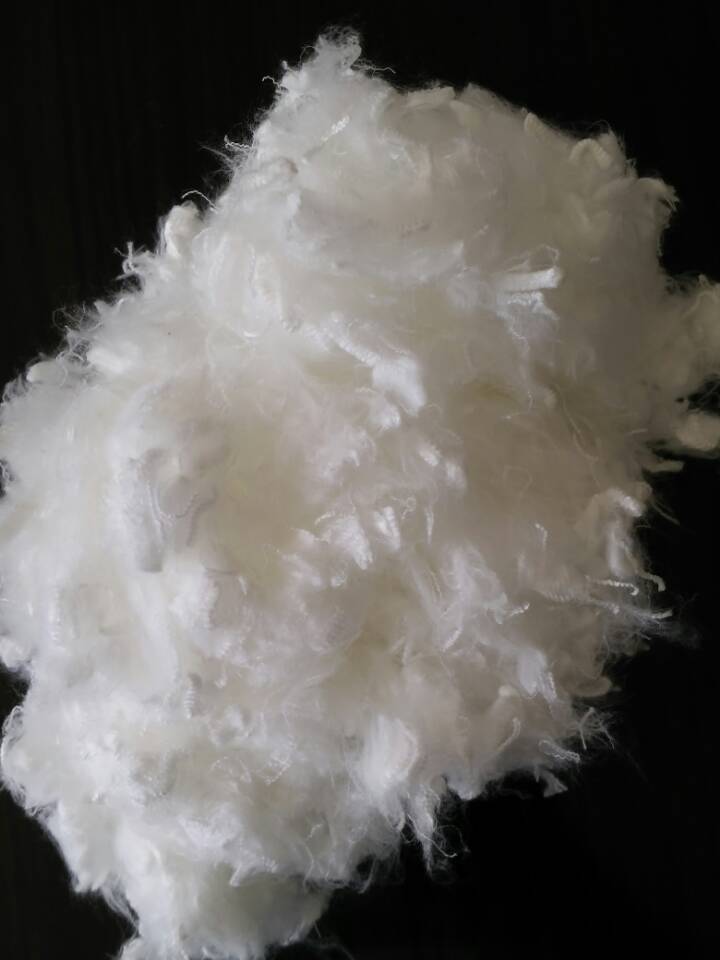 减立即询价旺旺联系品名涤纶质量等级特优产地江苏纤维形态短纤粗细1