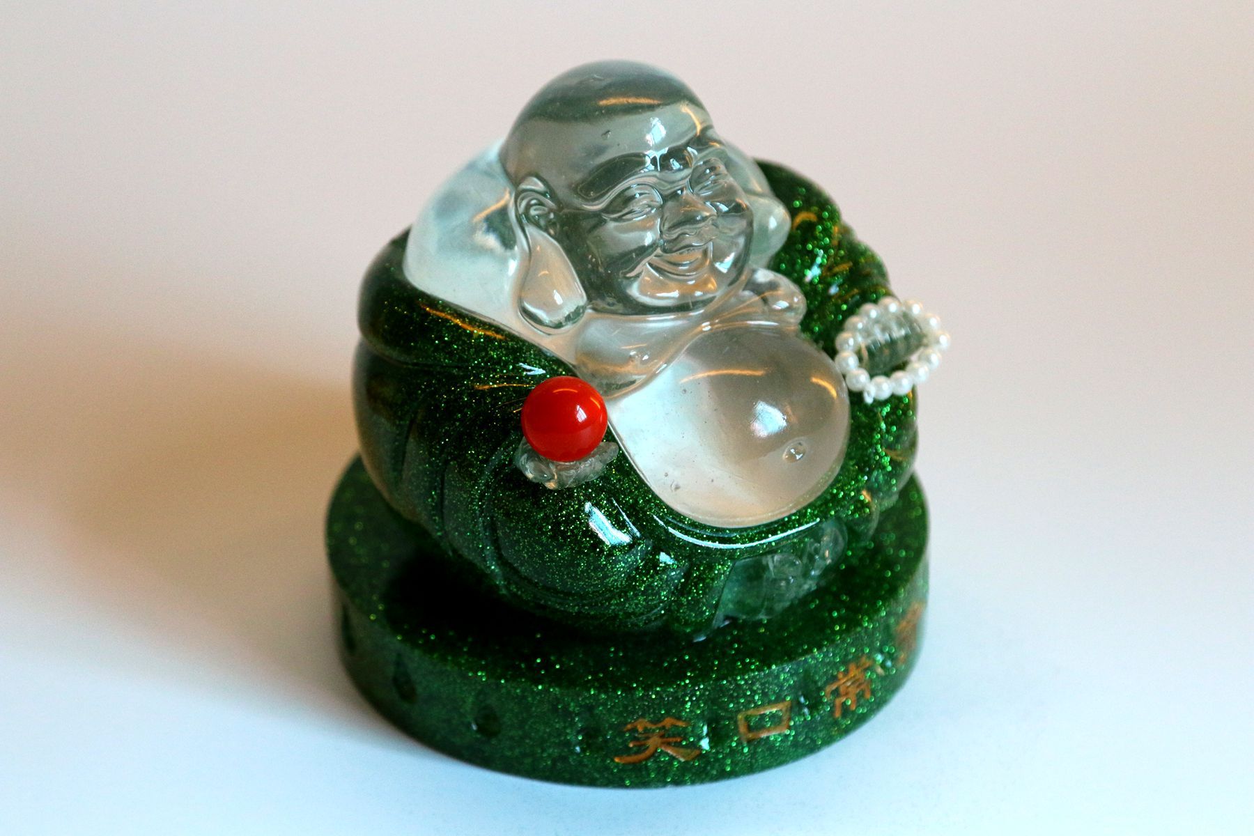 厂家直销:汽车香水元宝大肚佛笑口常开香水座香水车载摆件;新款