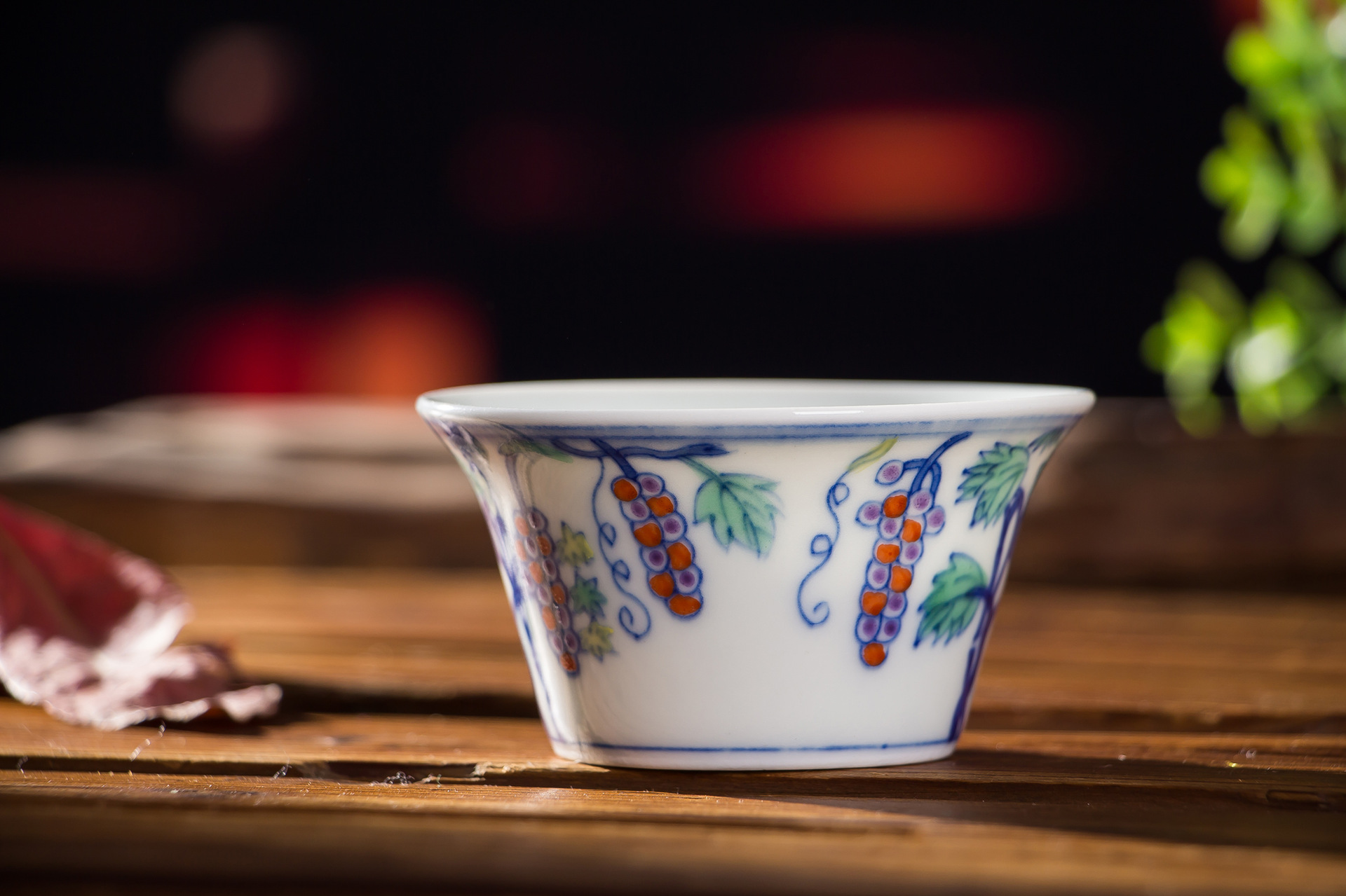 8亿明成化斗彩鸡缸杯仿古品茗茶杯景德镇手绘葡藤茶具