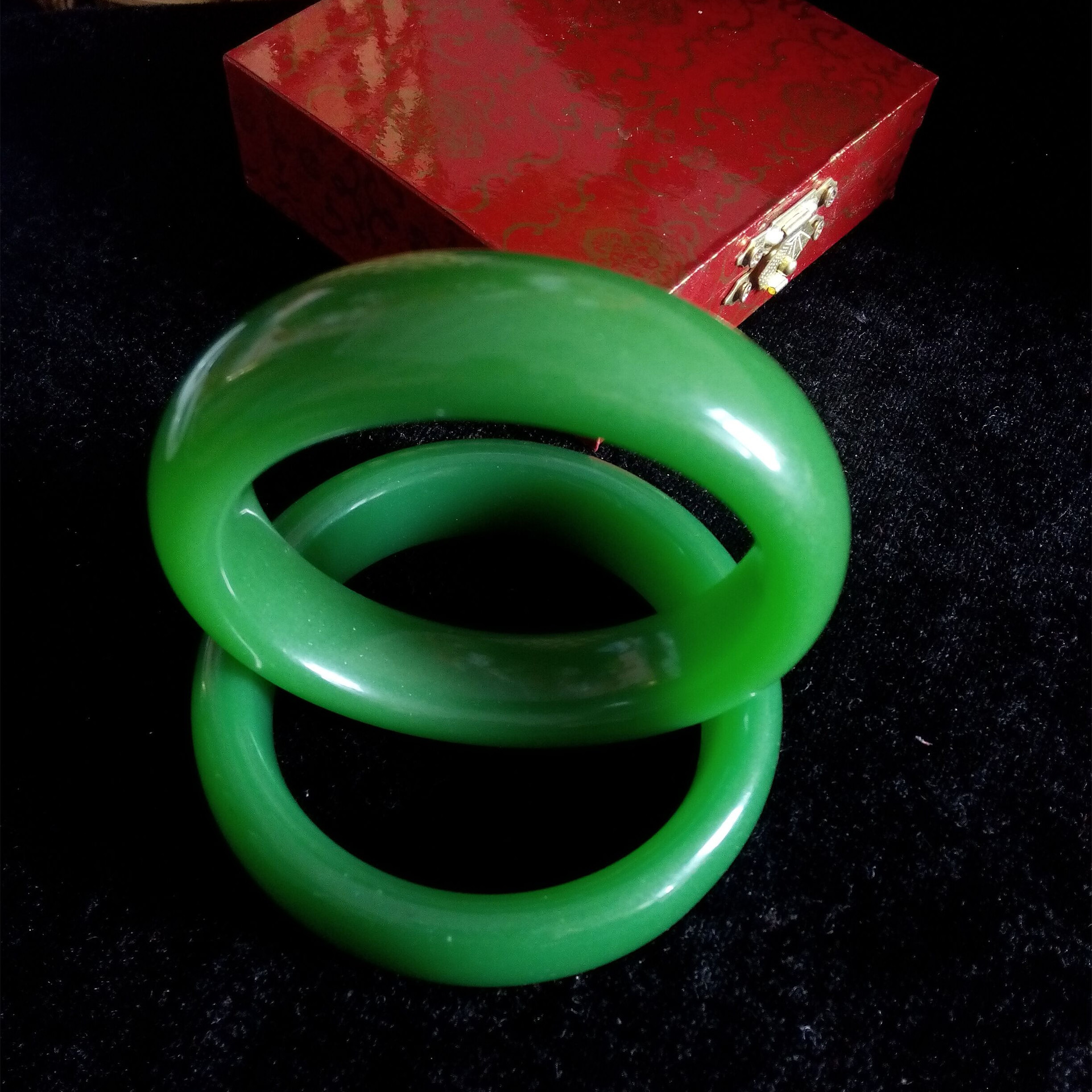 正品保障厂家直销 高仿碧玉贵妃手镯 菠菜绿外蒙料手镯批发