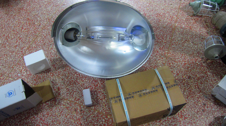 1923上海亚明2000w建筑之星镝灯投光灯塔吊专用大功率金卤灯