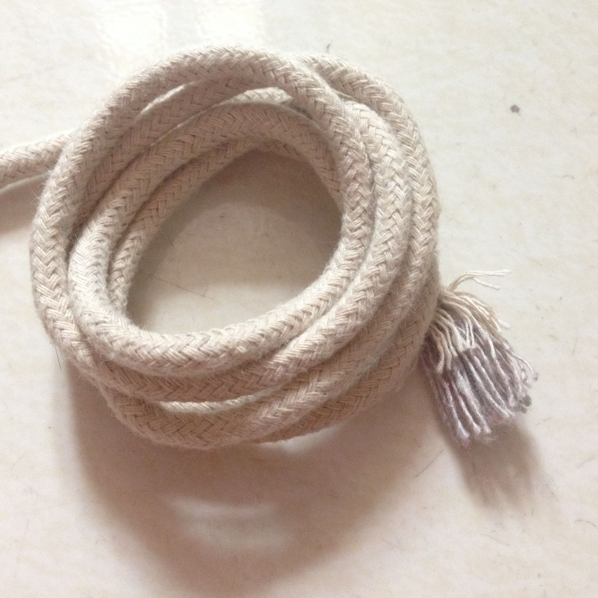 厂家直销 本白包芯棉纱线 棉绳 扎捆绳