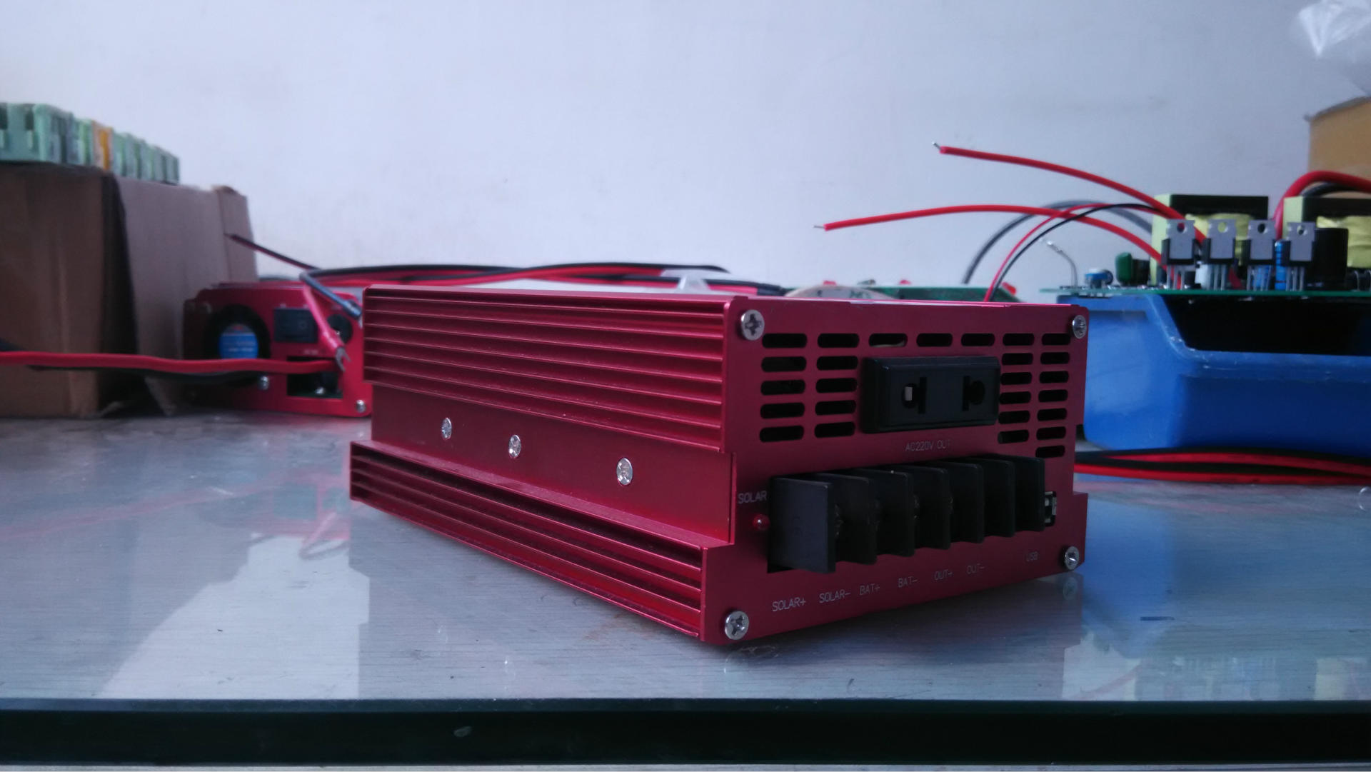 厂家定制 12v/24v转220v逆变器500w修正波逆控一体机 家用逆变器