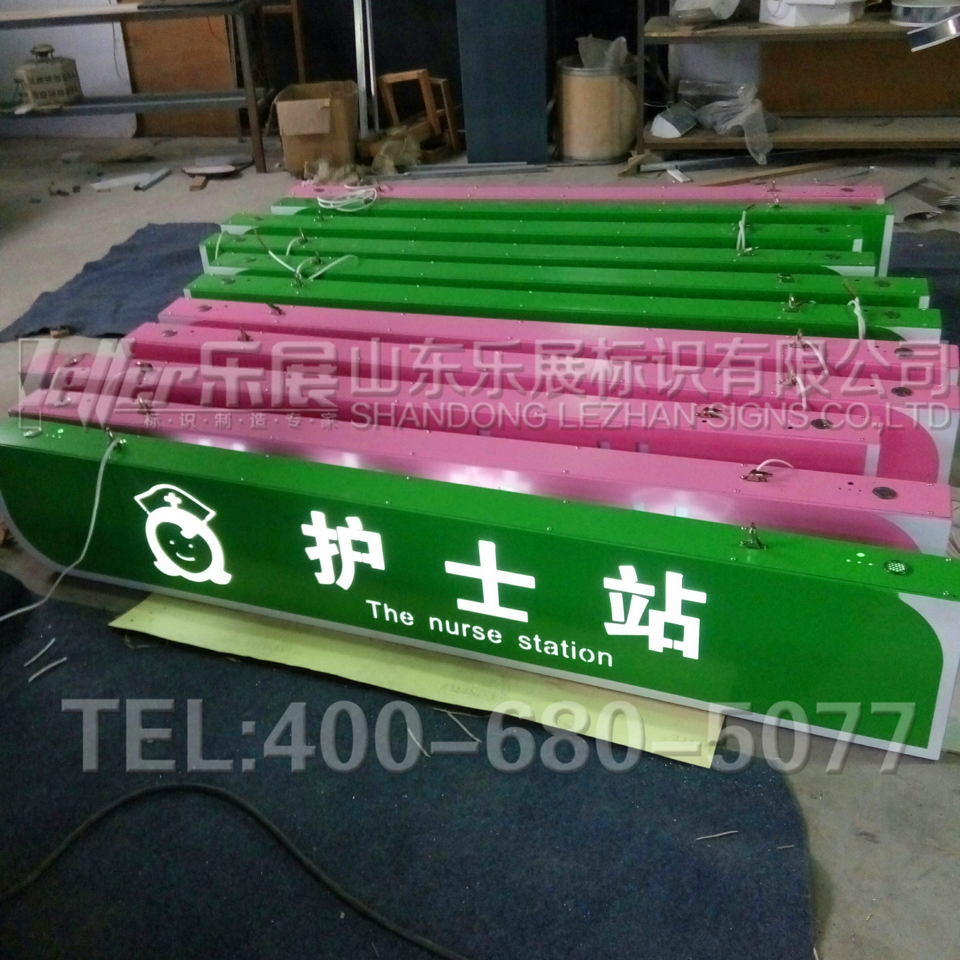 厂家专业优质耐用双面吊牌发光灯箱 医院标识指示灯箱 护士站_广告牌_