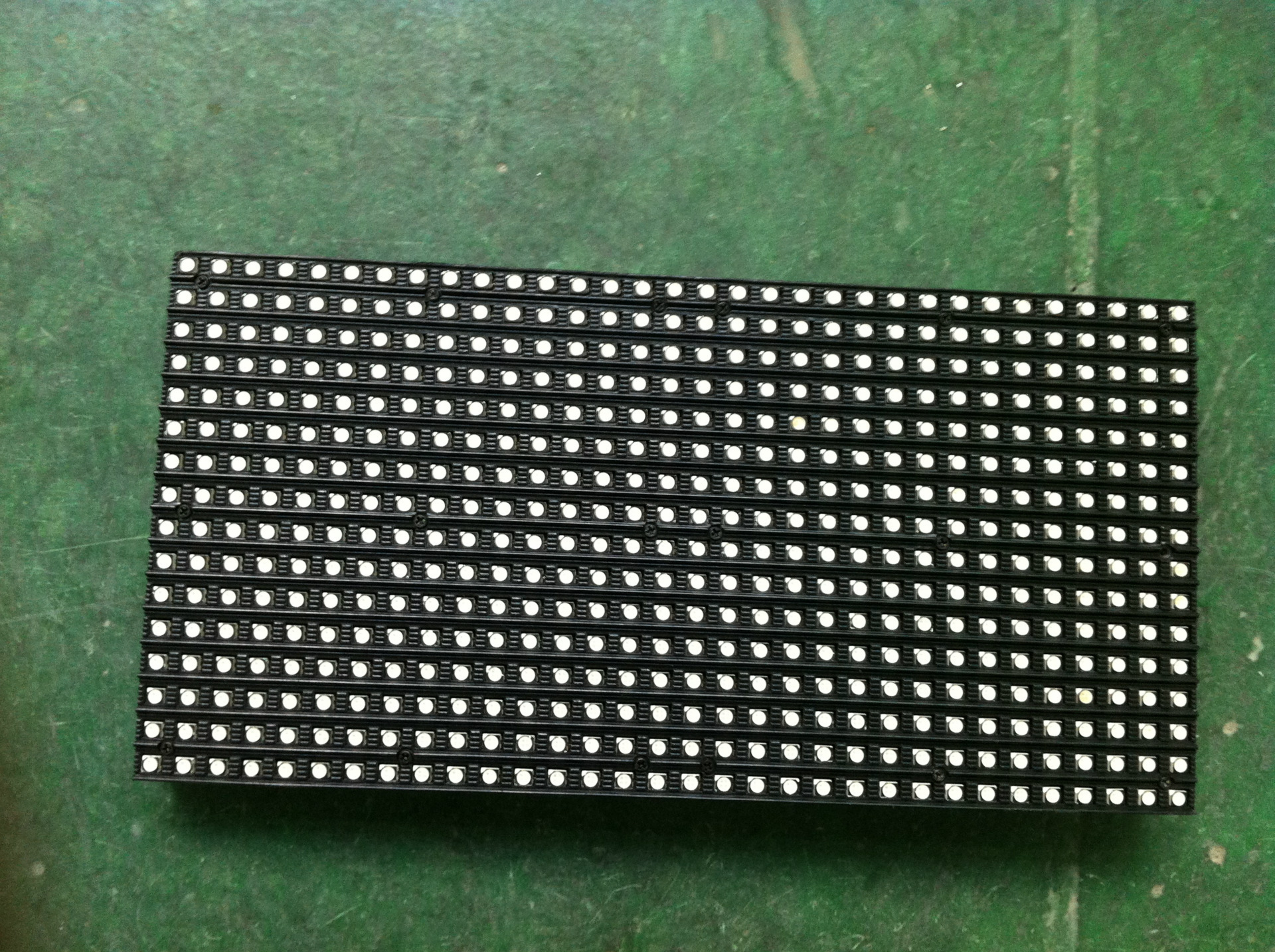 西安p10户外smd全彩显示屏模组.3535灯珠,p10全彩表贴模组