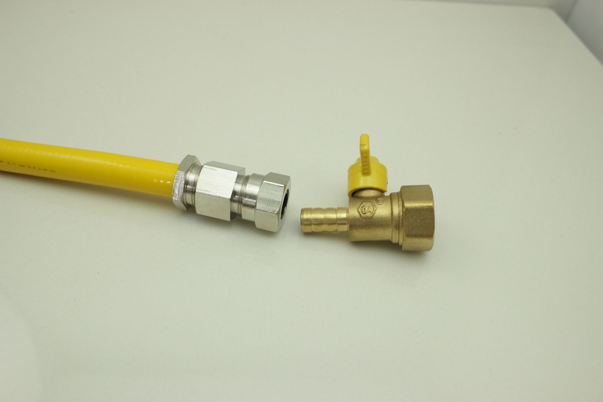 3分燃气管接头 灶具接头 插口接头 燃气波纹管铜接头