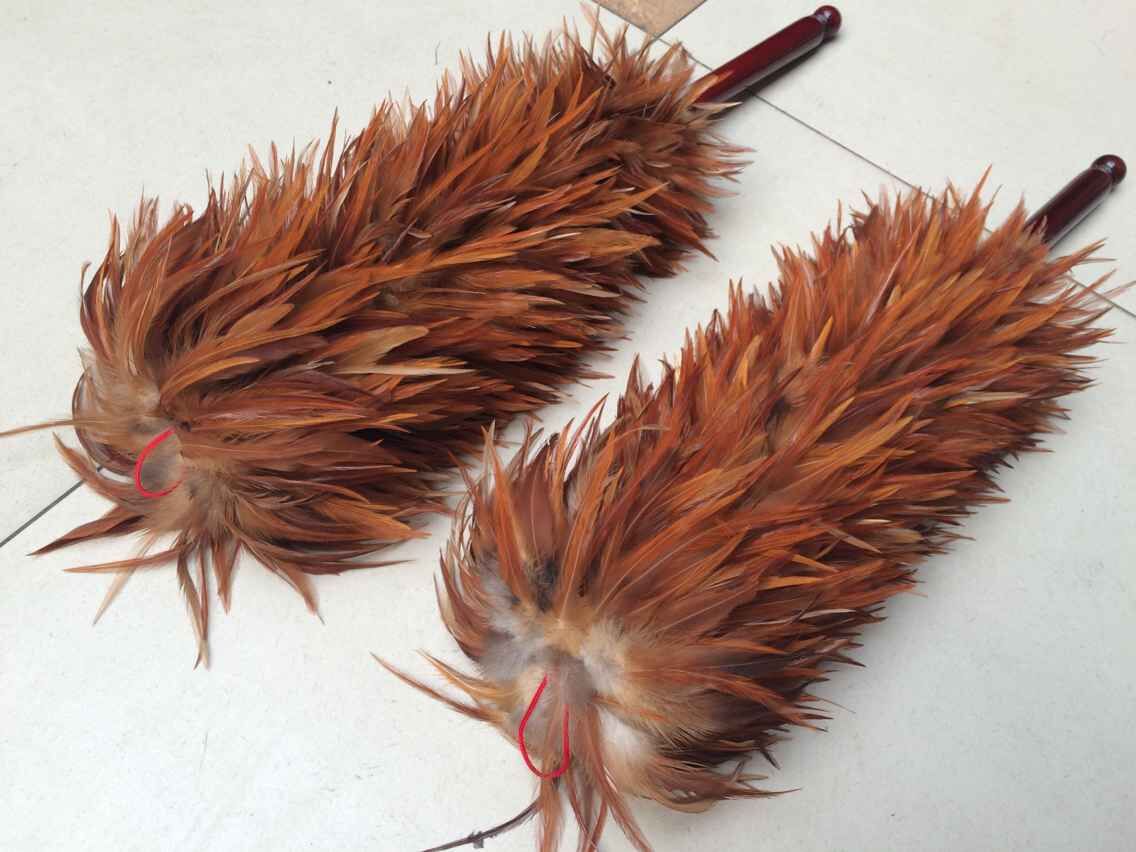 临沂批发鸡毛掸子 一件起批 除尘掸 车用鸡毛掸 家用鸡毛掸子.