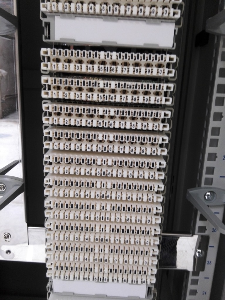 厂家供应精图配线架 800回线音频配线柜科隆式电话柜不锈钢材质