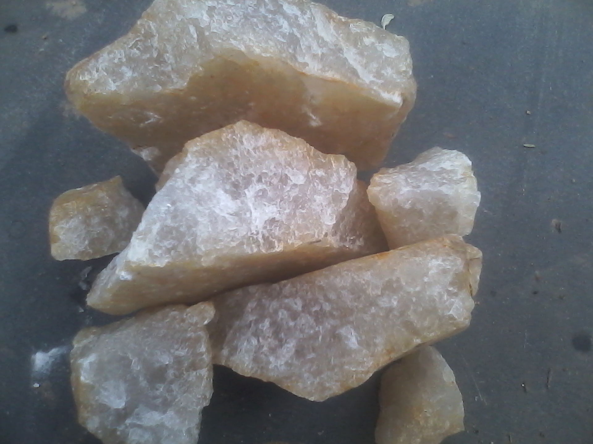 8石英砂粉石英石