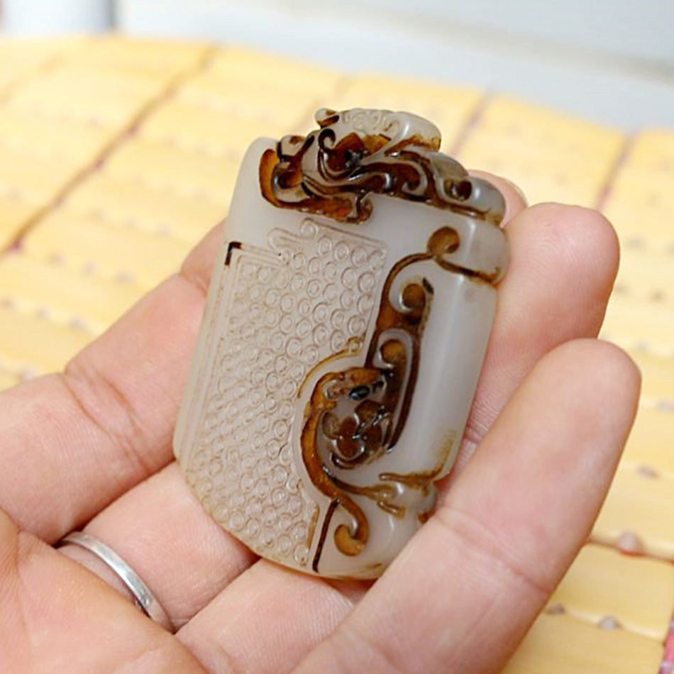 批发仿古挂件正品岫玉玉吊坠男女款吉祥如意仿古做旧玉石吊坠