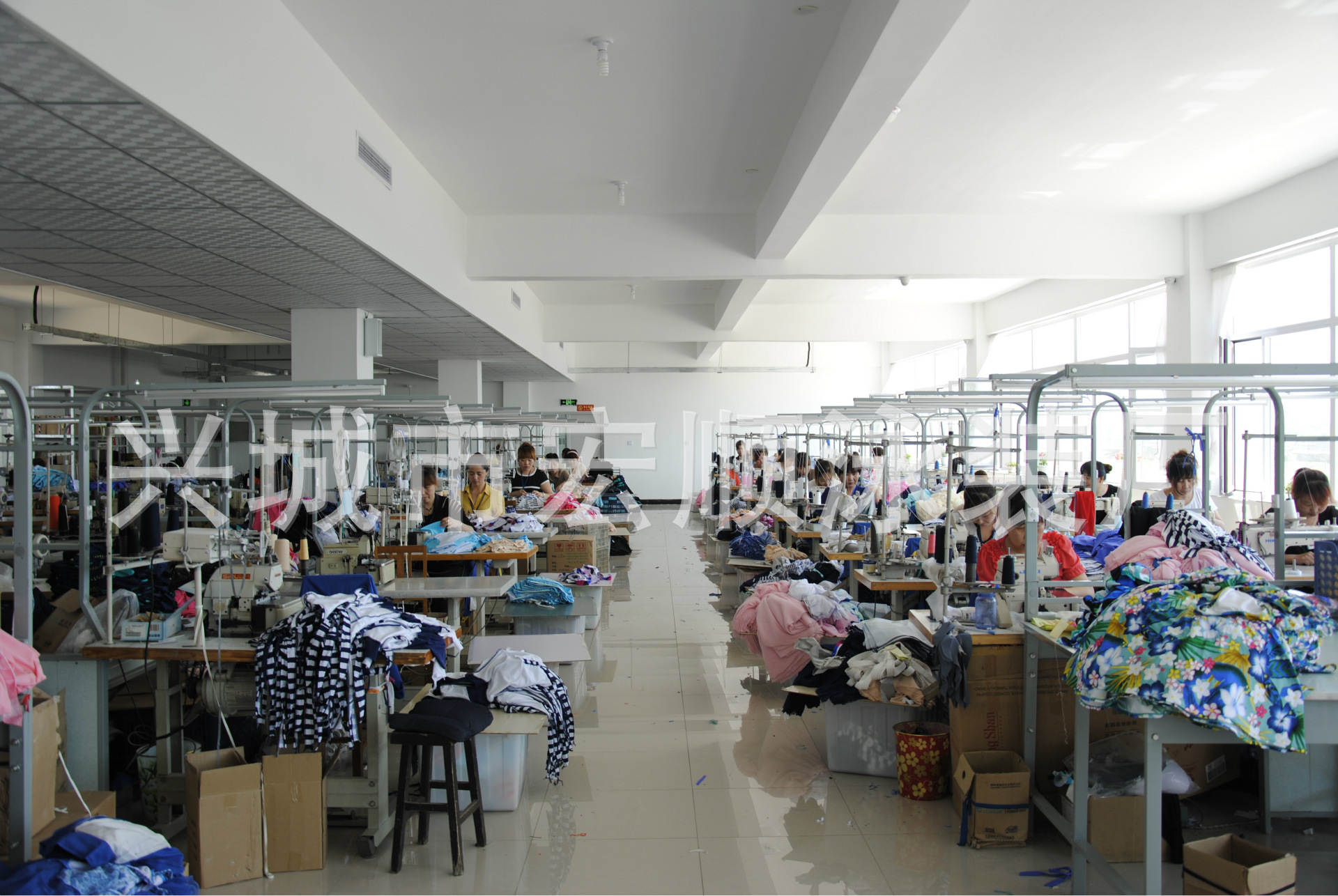 兴城市宏顺泳装厂