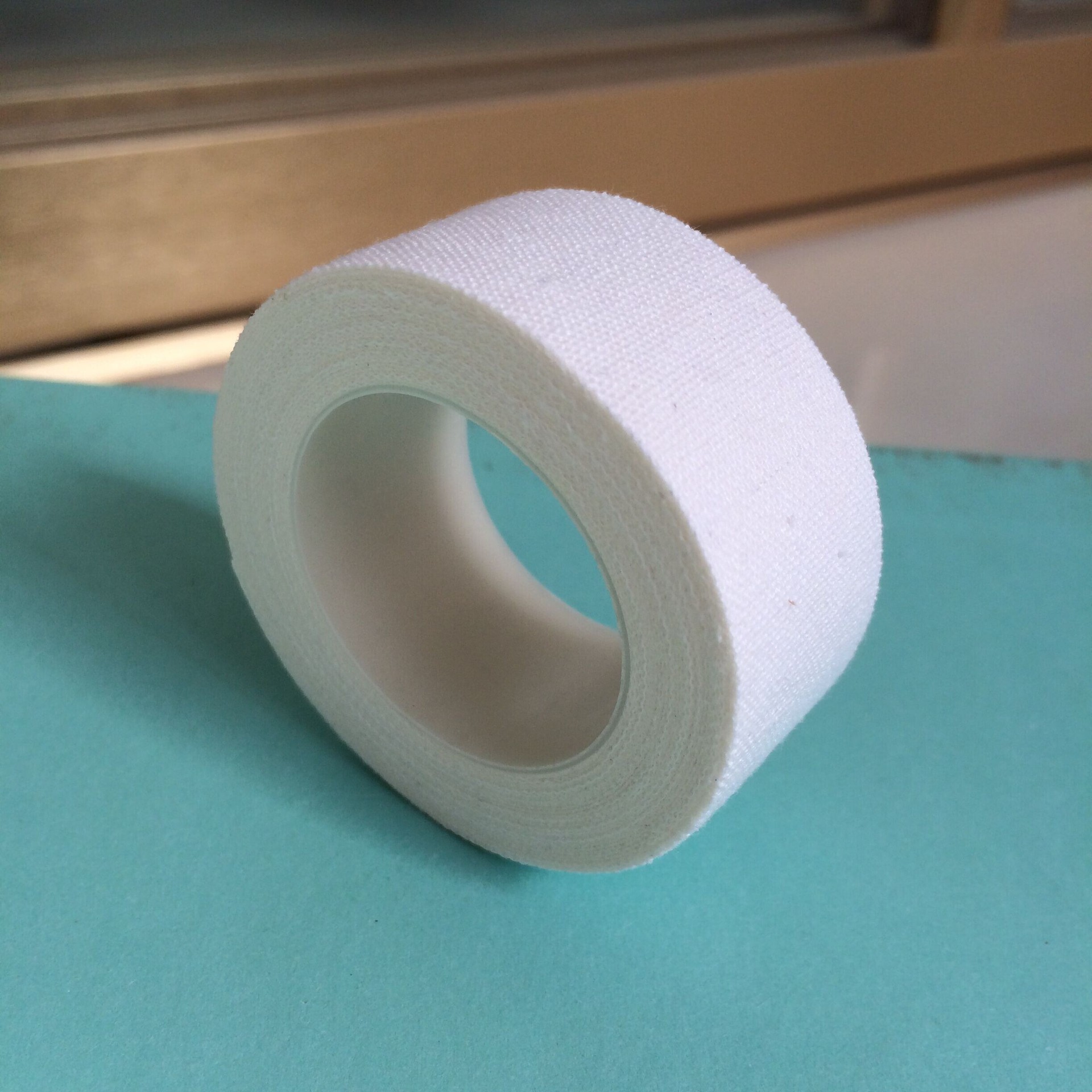 厂家直销 低敏高粘医用橡皮膏 2.5*300防冻医用胶布