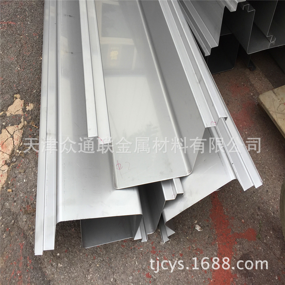 304不锈钢镀锌白铁皮雨水槽天沟 铝合金耐耐碱排水系天沟