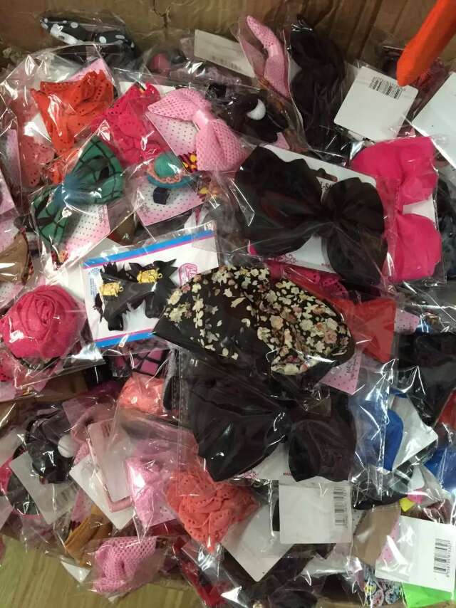 10元店模式货源批发最新混款韩式库存地摊跑江湖称斤饰品头饰头绳