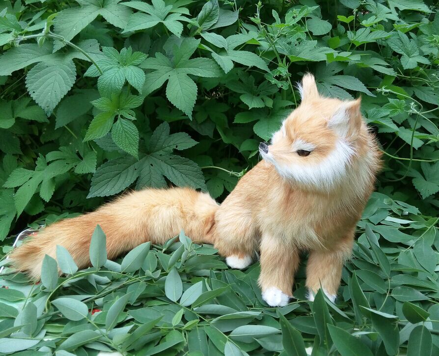 厂家直销 仿真黄狐狸 仿真皮毛动物 手工艺品 摆件 黄狐仙 供品