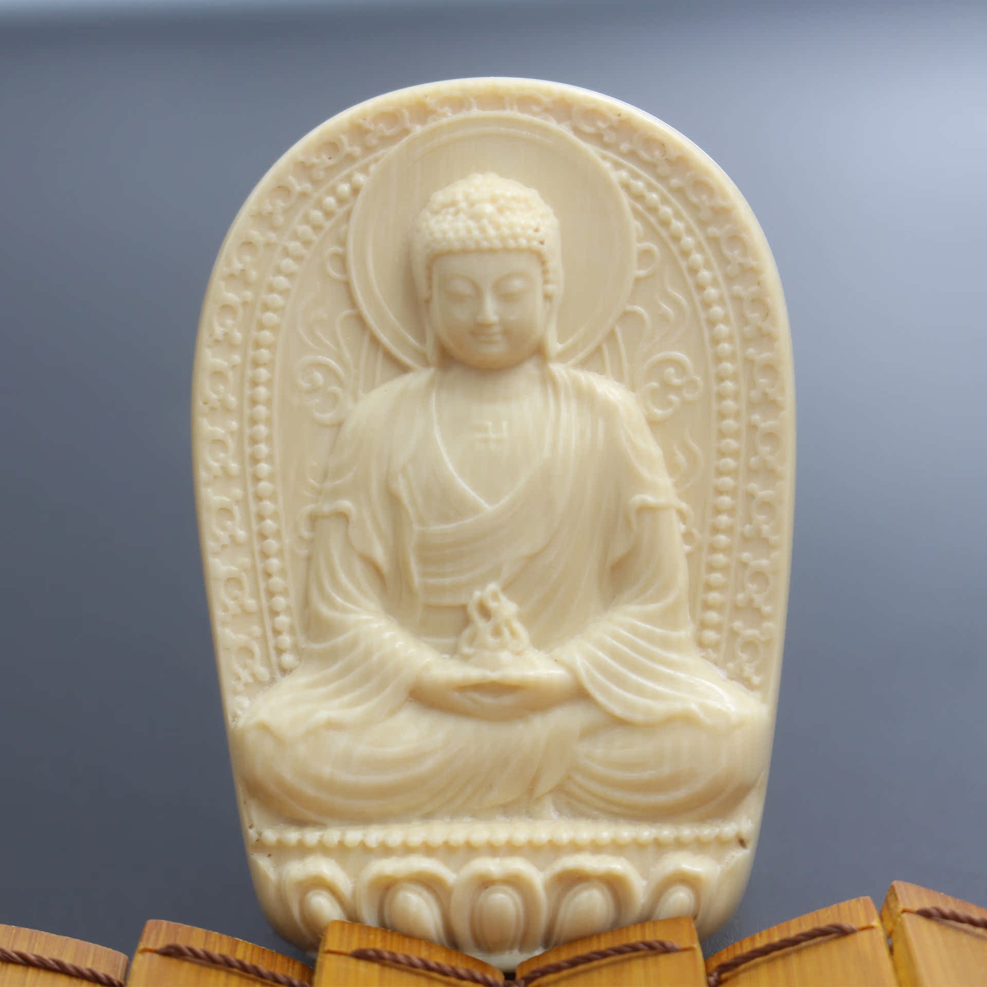 猛犸象牙大日如来挂牌46牌羊本命佛十二生肖守护神