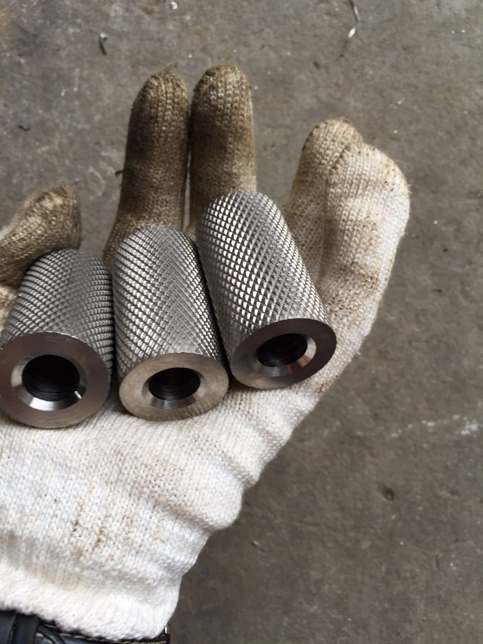 不锈钢滚花 定制滚花棒 网花棒 拉花棒 不锈钢滚花车加工