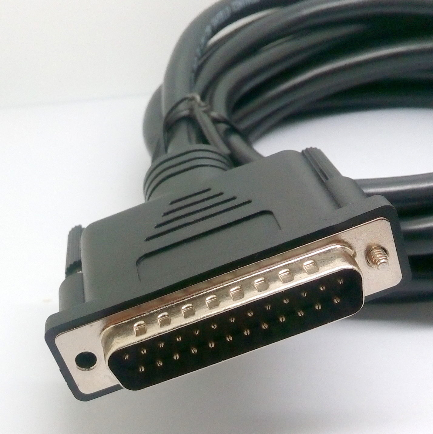 专业生产db15转db25串口线高品质dsub线15孔转25针线