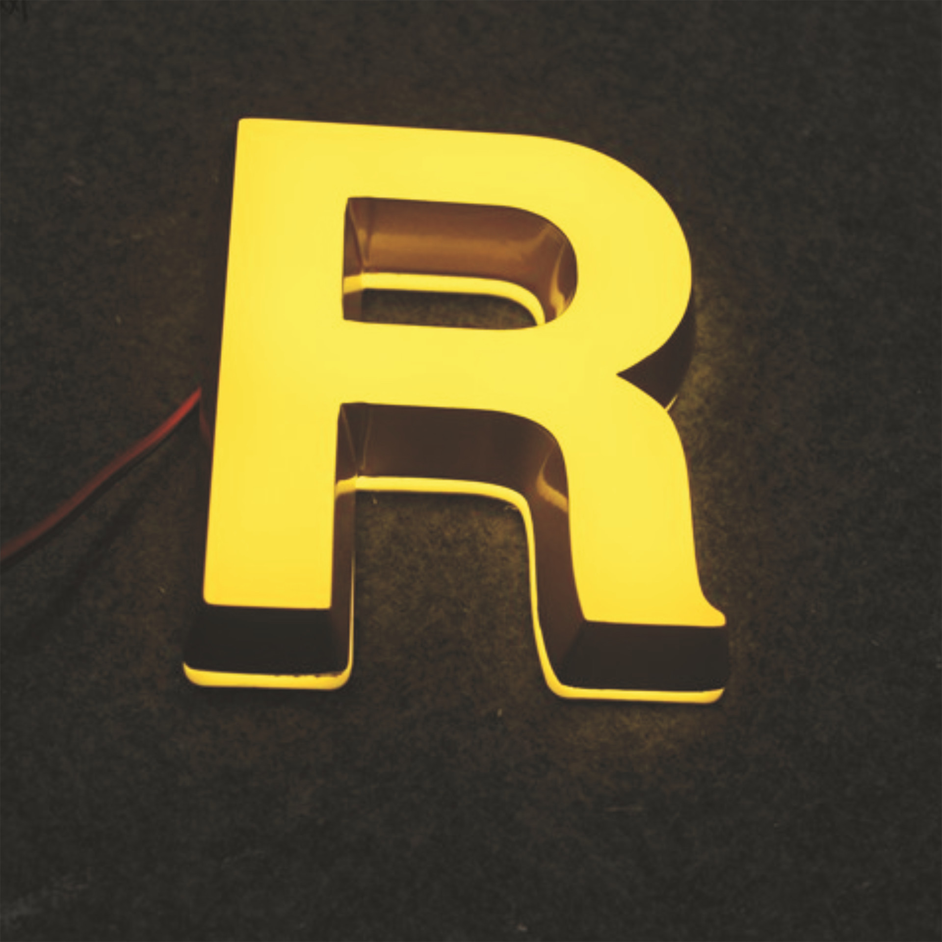 可定制 开启式 餐饮灯箱等 大量批发