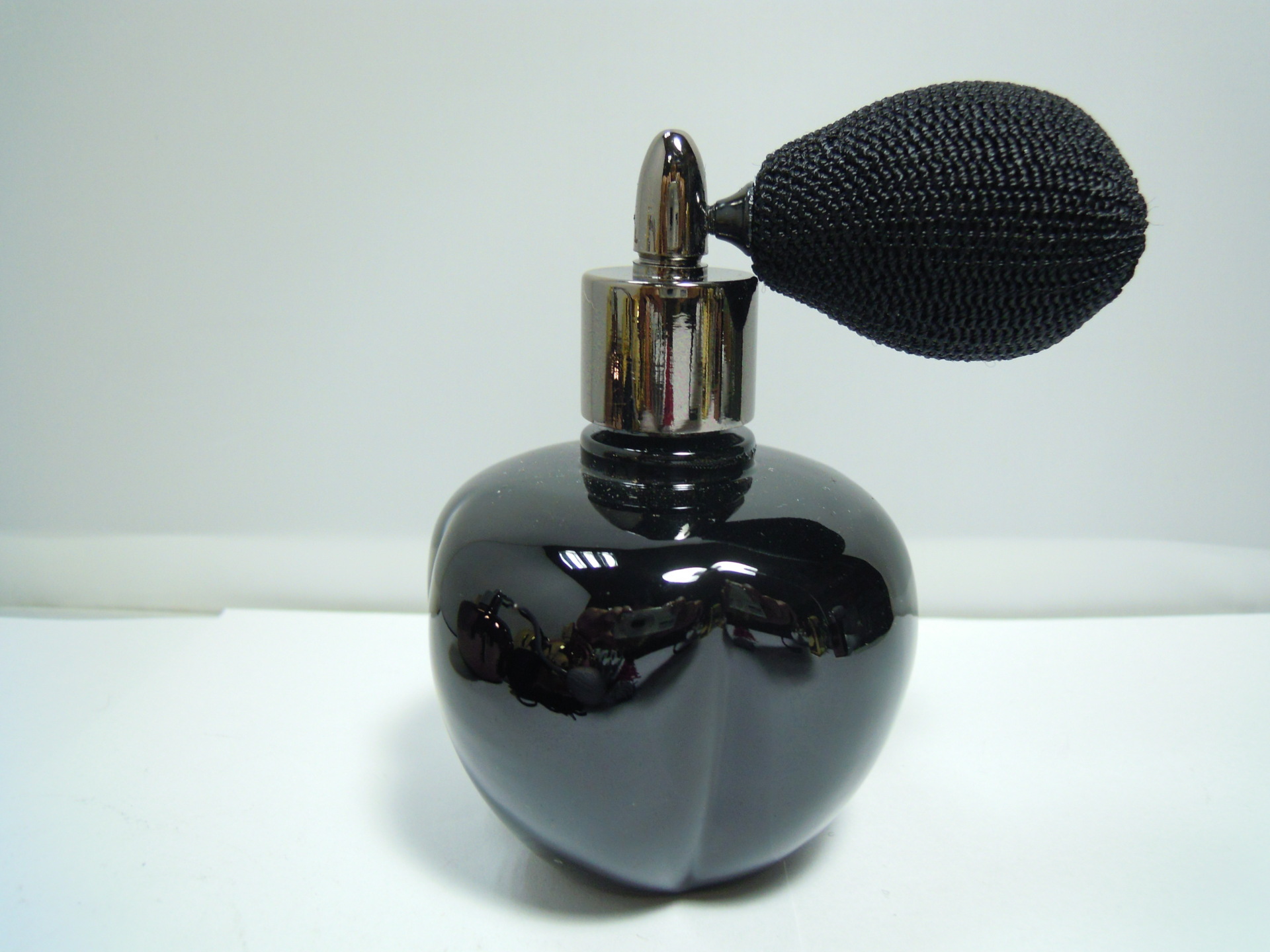 广州外贸香水喷头 香水雾化泵头 环保锌合金精密香水喷头